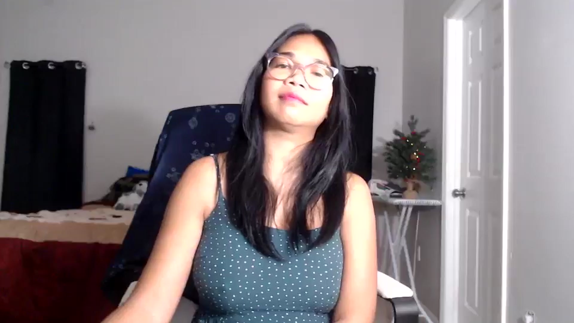 Gallery image thumbnail from Littlekai2025's myfreecams stream on, 12/09/2025, 02:47 image 5 of 20
