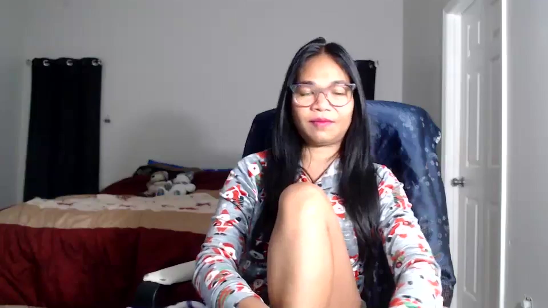 Gallery image thumbnail from Littlekai2025's myfreecams stream on, 12/10/2025, 02:51 image 9 of 20