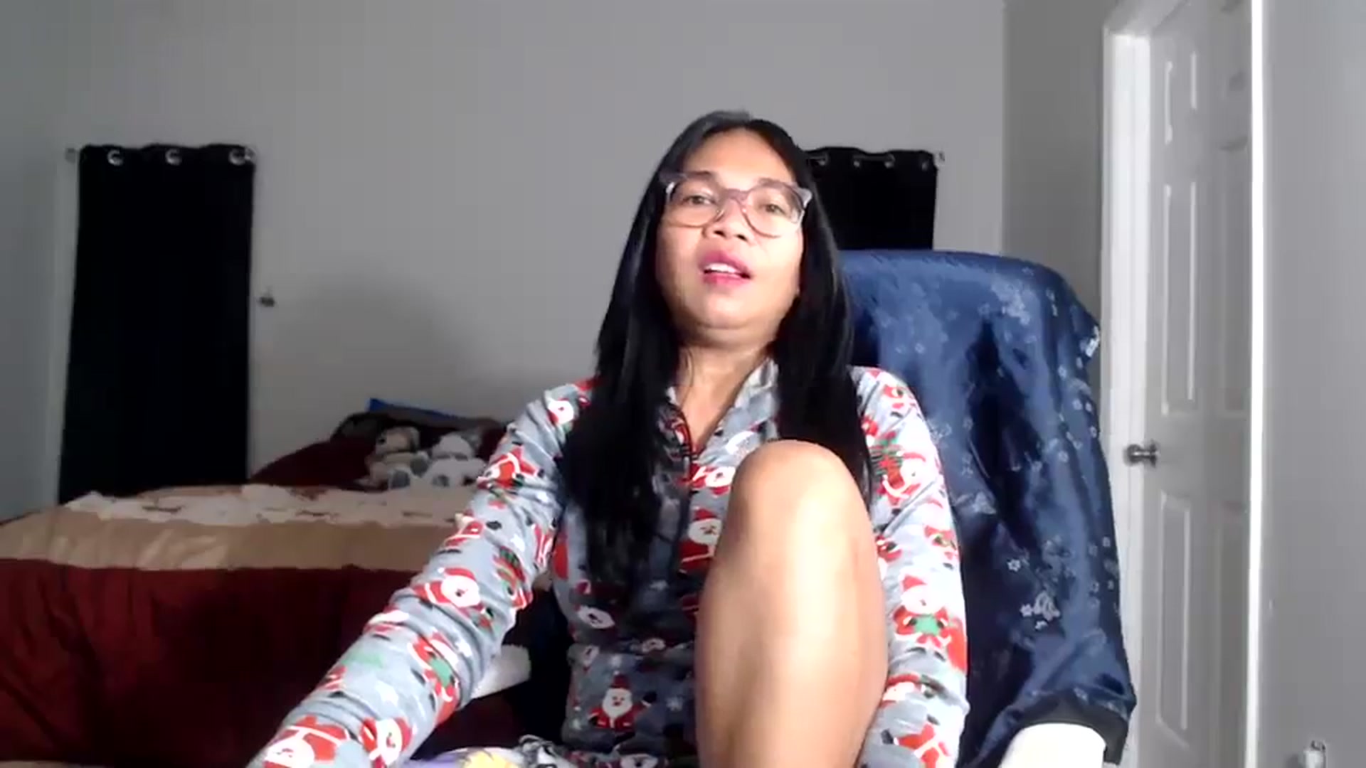 Gallery image thumbnail from Littlekai2025's myfreecams stream on, 12/10/2025, 02:51 image 6 of 20