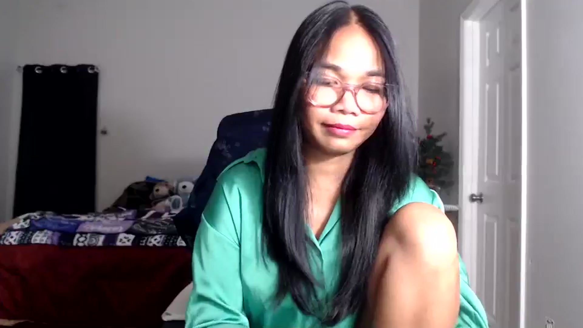 Gallery image thumbnail from Littlekai2025's myfreecams stream on, 12/11/2025, 01:36 image 15 of 20