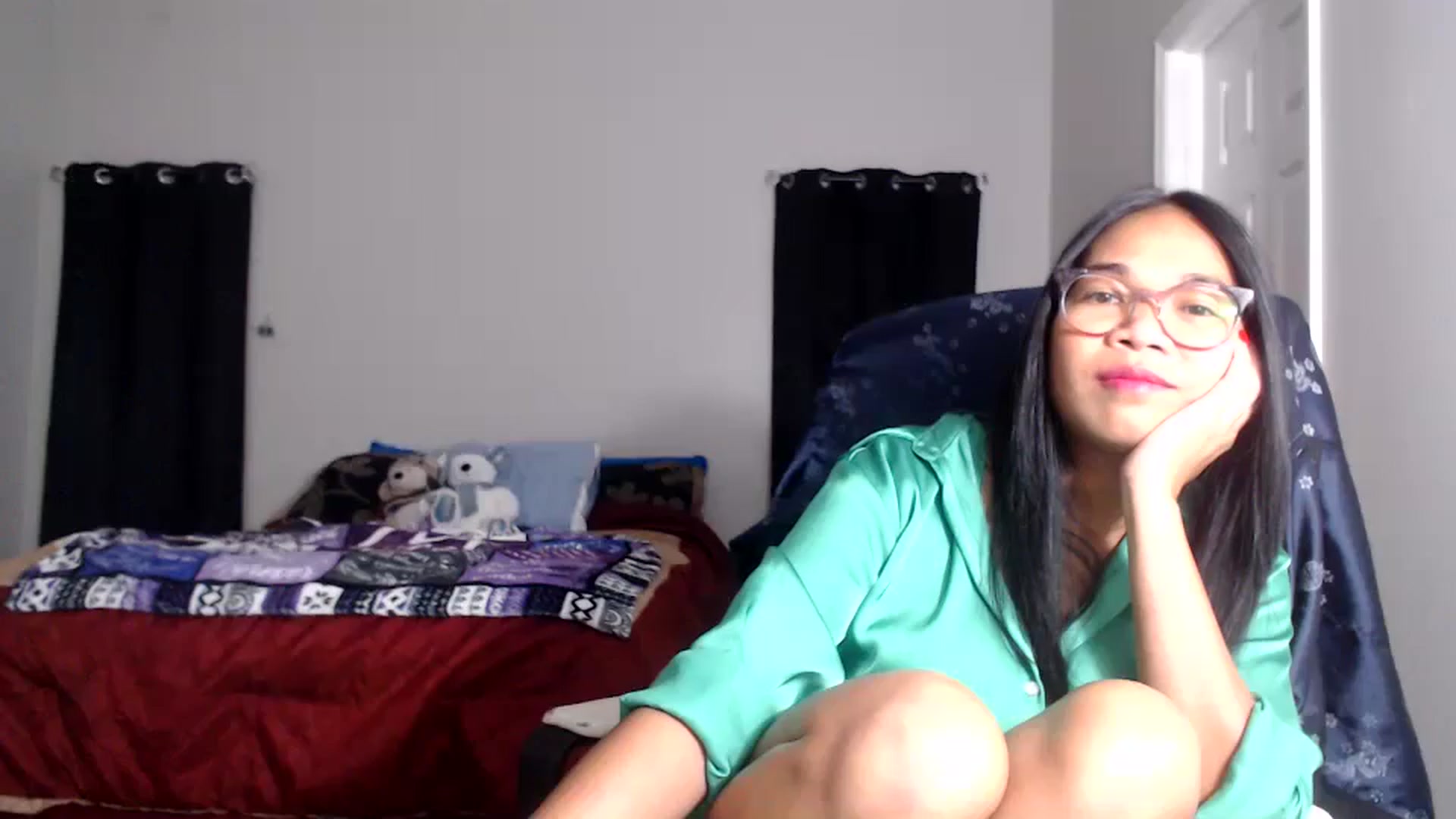 Gallery image thumbnail from Littlekai2025's myfreecams stream on, 12/11/2025, 01:36 image 3 of 20