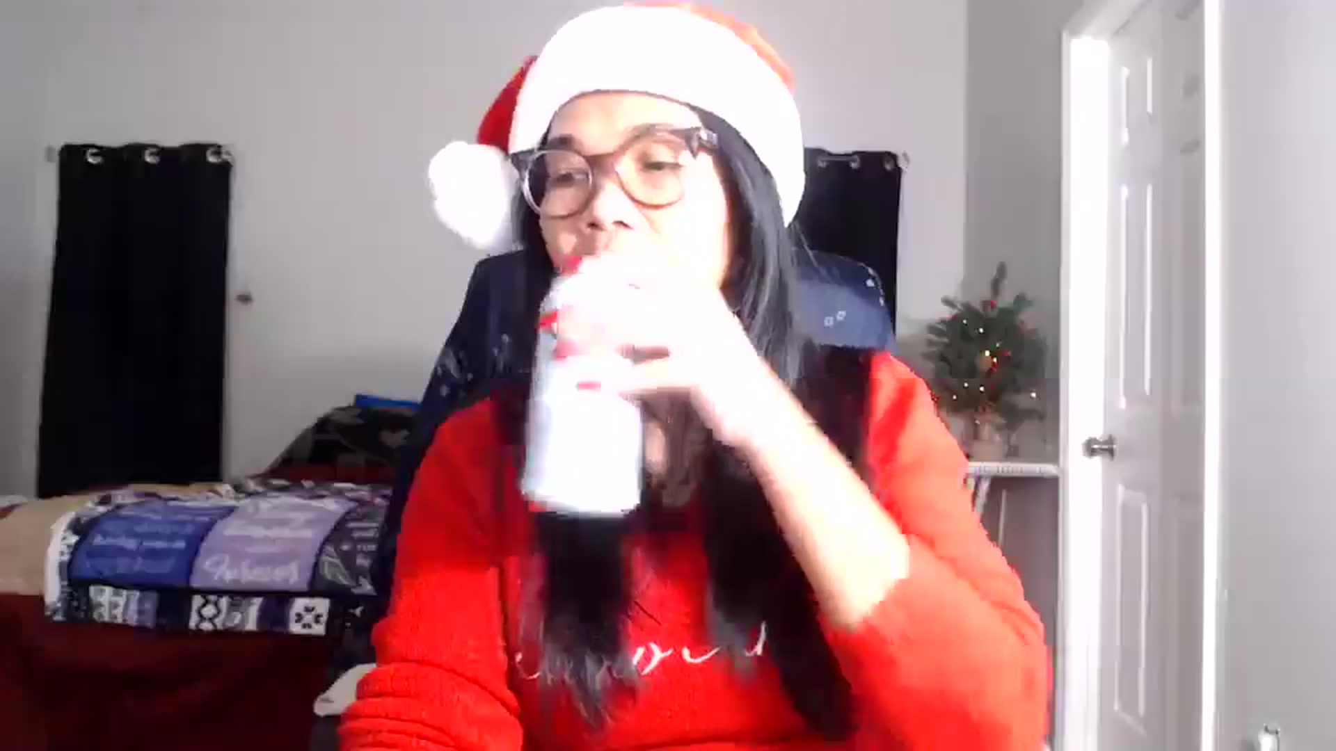 Gallery image thumbnail from Littlekai2025's myfreecams stream on, 12/15/2025, 03:21 image 12 of 20