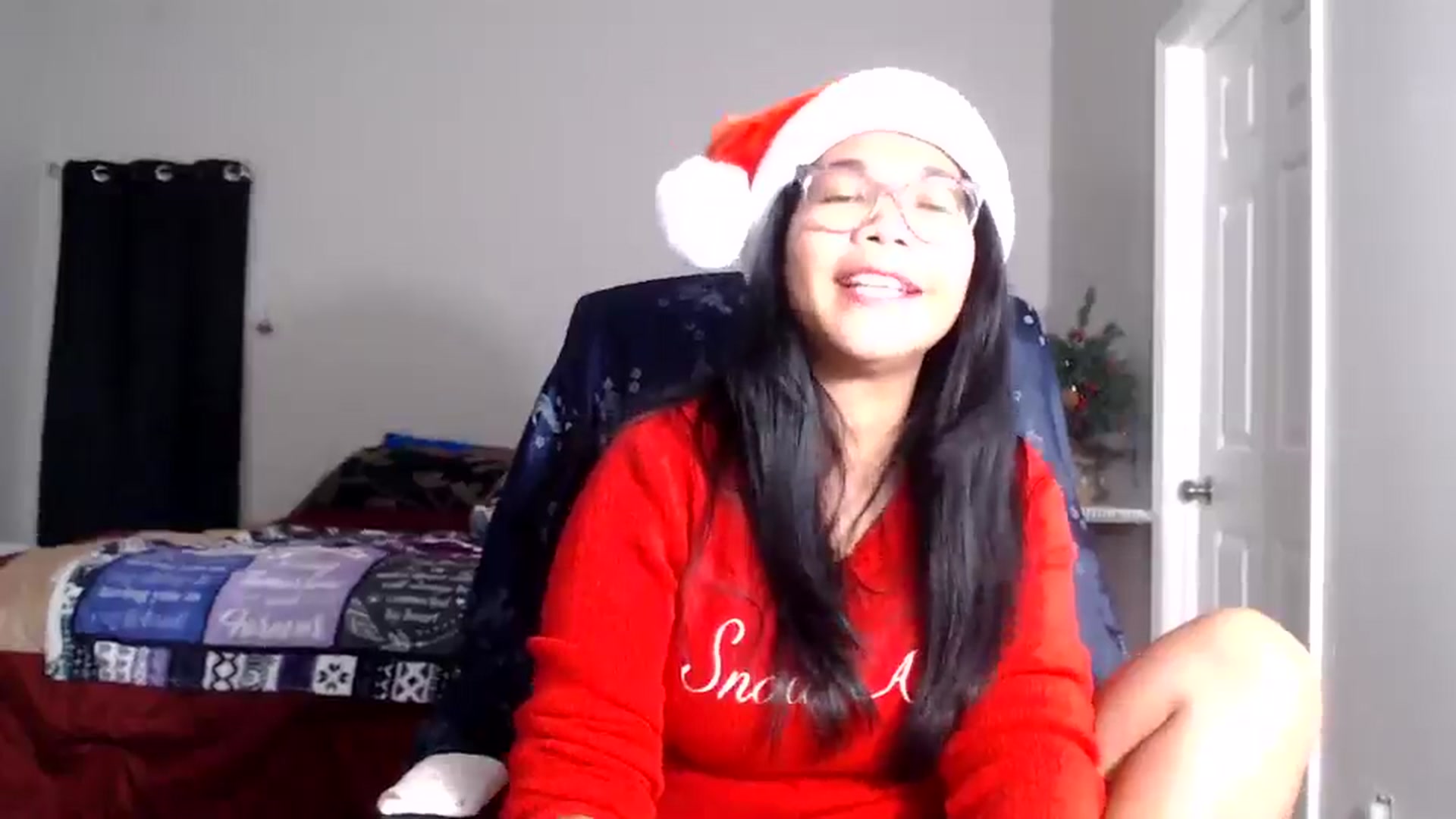 Gallery image thumbnail from Littlekai2025's myfreecams stream on, 12/15/2025, 03:21 image 13 of 20