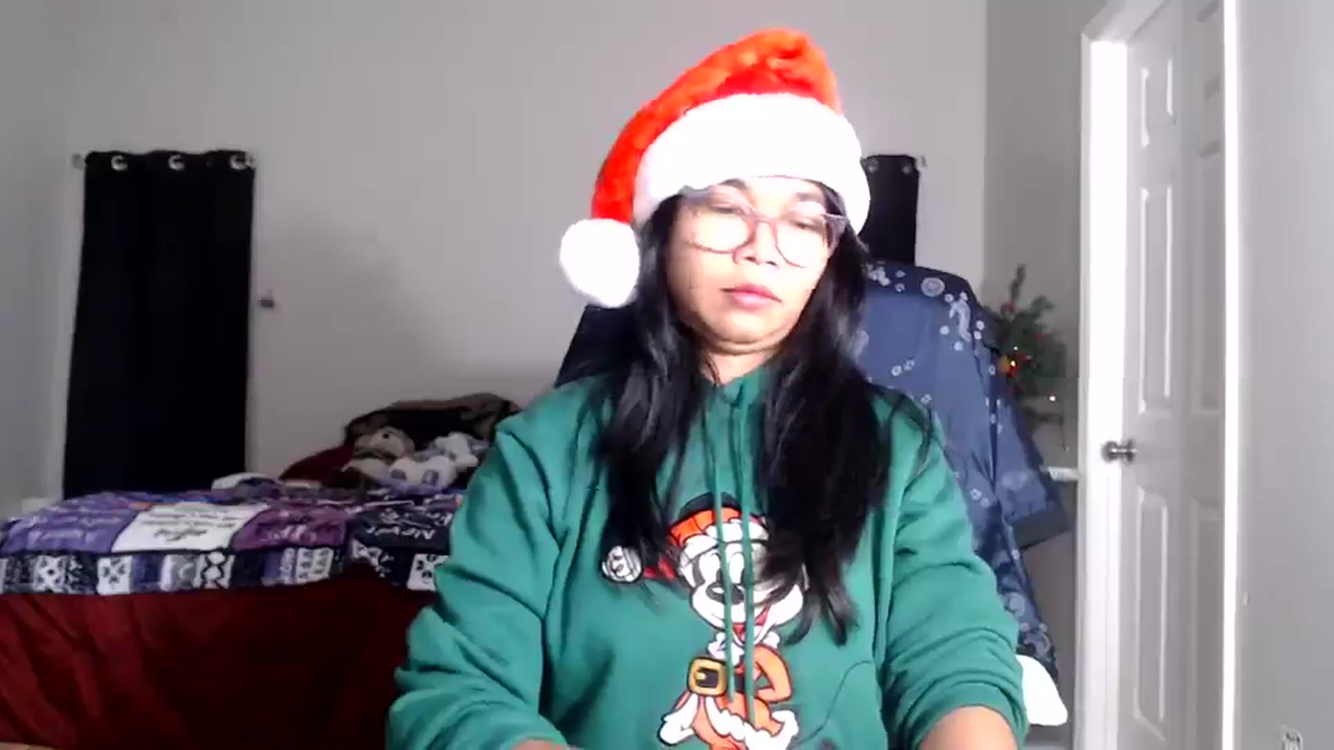 Gallery image thumbnail from Littlekai2025's myfreecams stream on, 12/16/2025, 05:19 image 12 of 20