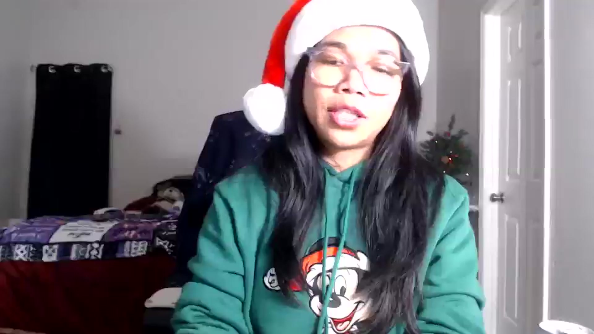 Gallery image thumbnail from Littlekai2025's myfreecams stream on, 12/16/2025, 05:19 image 16 of 20
