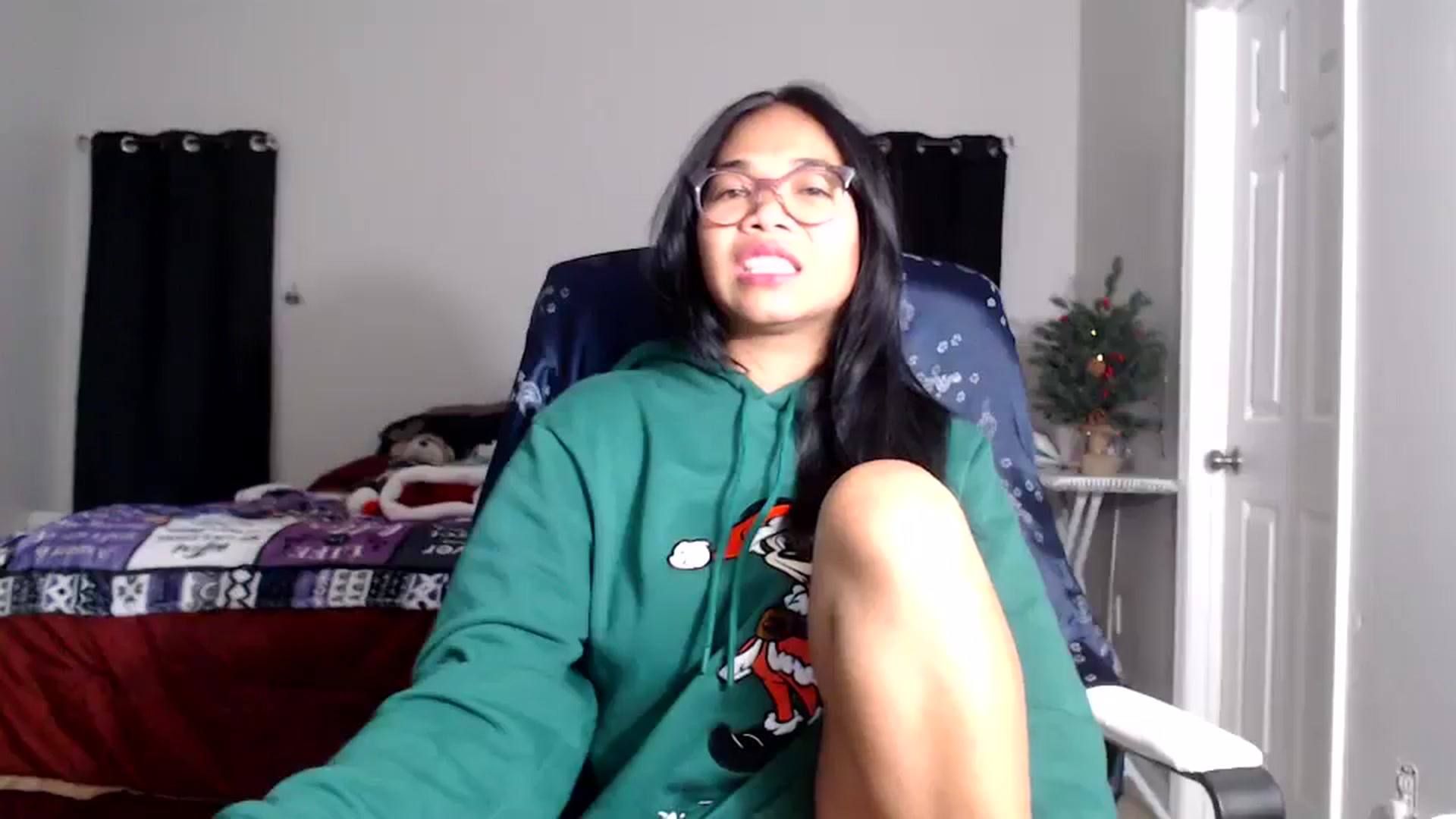 Gallery image thumbnail from Littlekai2025's myfreecams stream on, 12/16/2025, 05:19 image 3 of 20