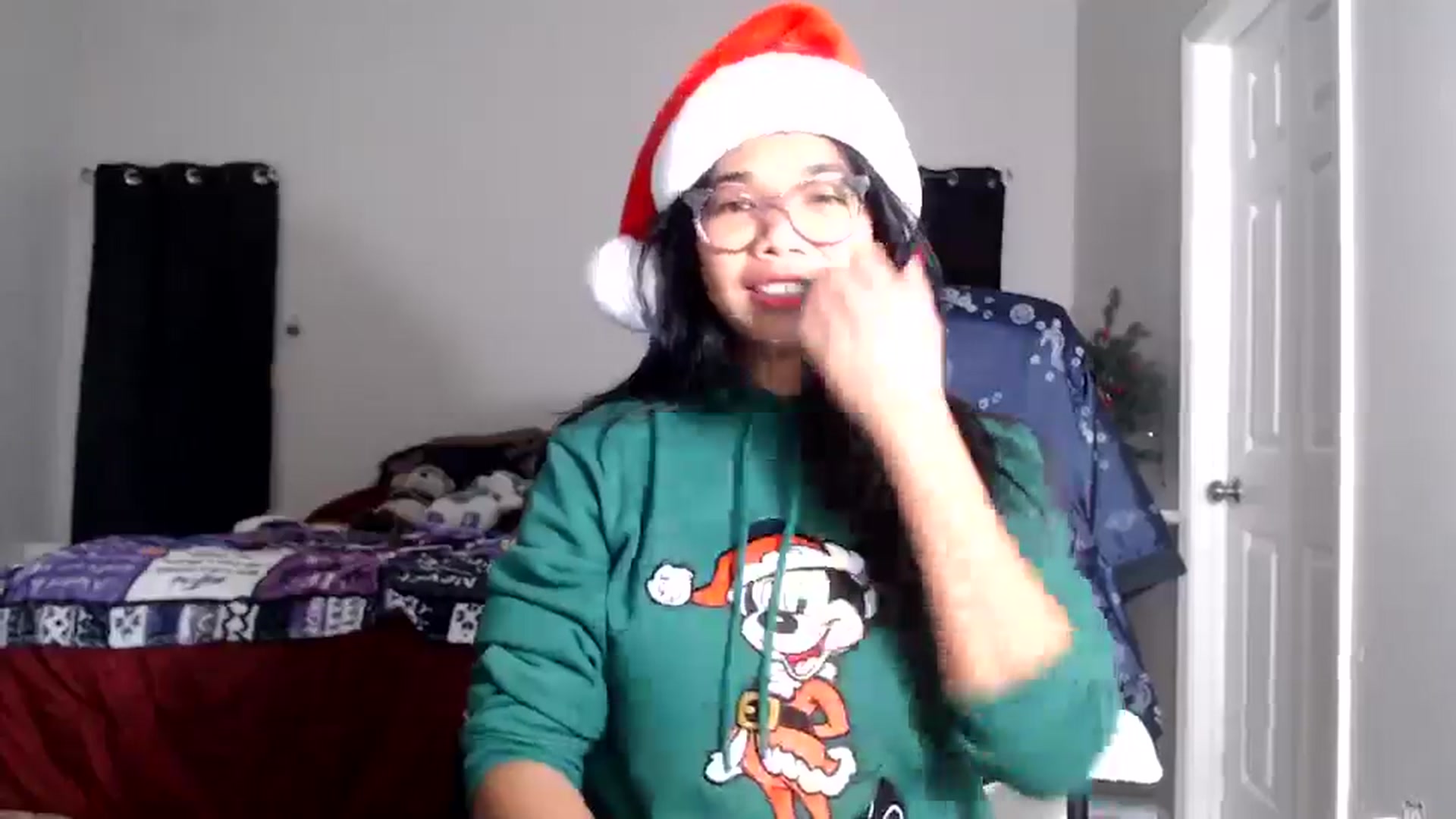 Gallery image thumbnail from Littlekai2025's myfreecams stream on, 12/16/2025, 05:19 image 8 of 20