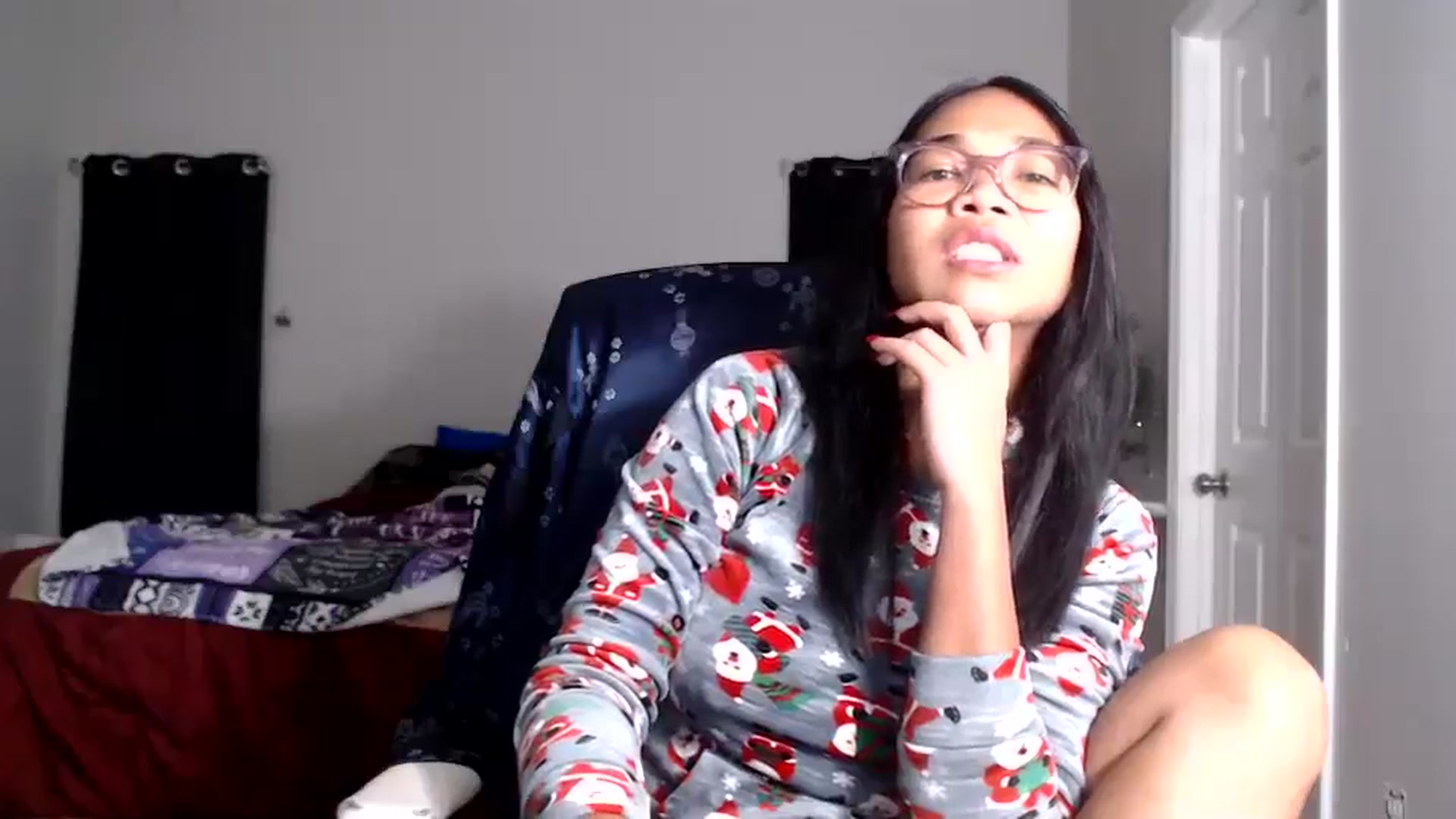 Gallery image thumbnail from Littlekai2025's myfreecams stream on, 12/17/2025, 04:13 image 3 of 20