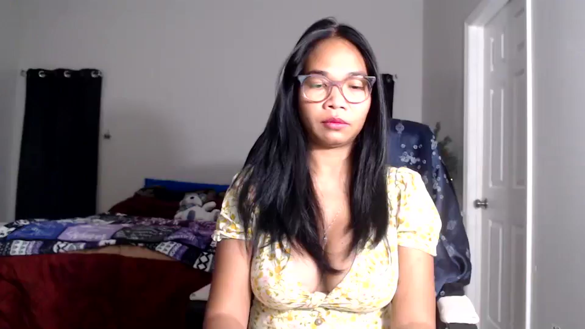 Gallery image thumbnail from Littlekai2025's myfreecams stream on, 12/18/2025, 01:37 image 15 of 20