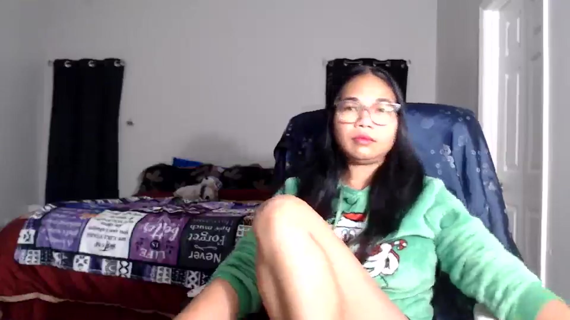 Gallery image thumbnail from Littlekai2025's myfreecams stream on, 12/21/2025, 24:54 image 5 of 20