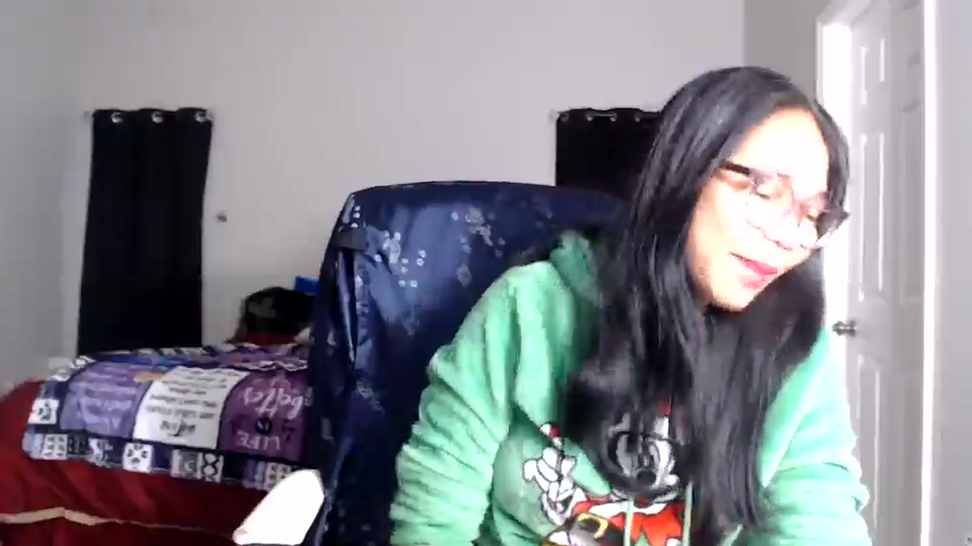 Gallery image thumbnail from Littlekai2025's myfreecams stream on, 12/21/2025, 24:54 image 3 of 20