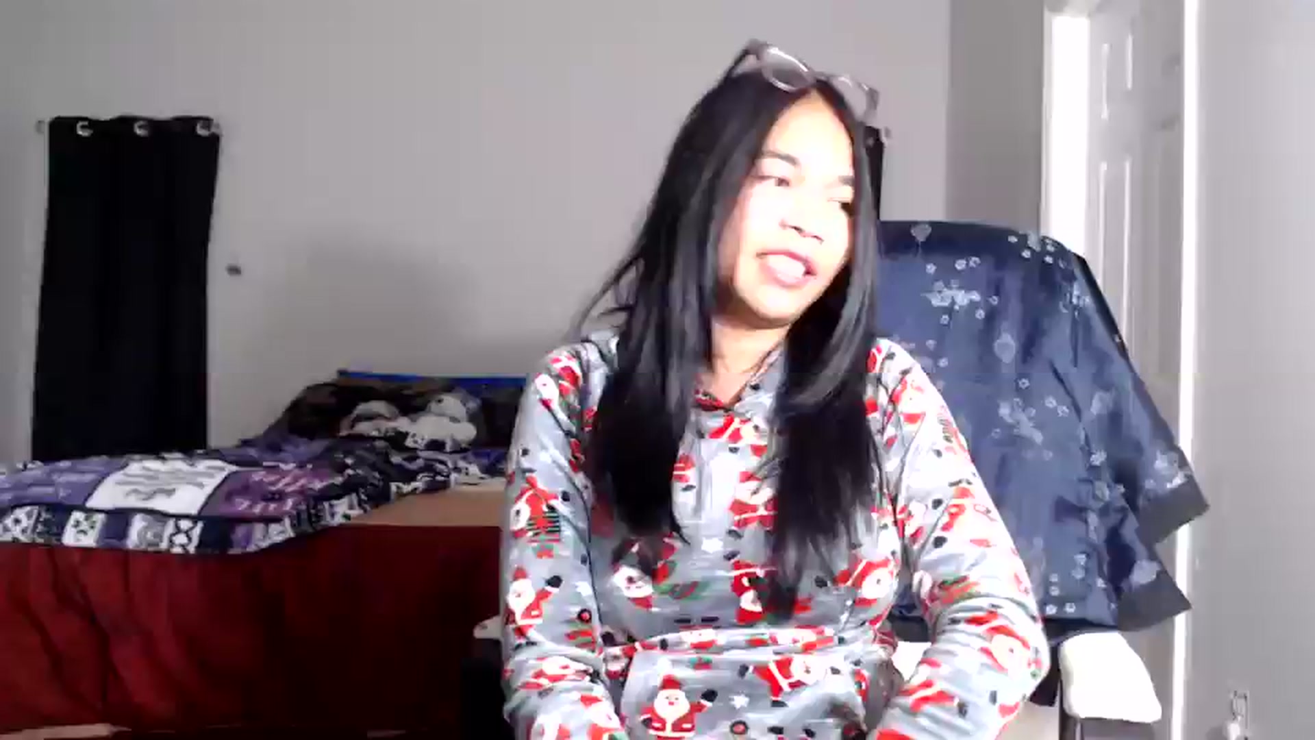 Gallery image thumbnail from Littlekai2025's myfreecams stream on, 12/23/2025, 03:46 image 15 of 20