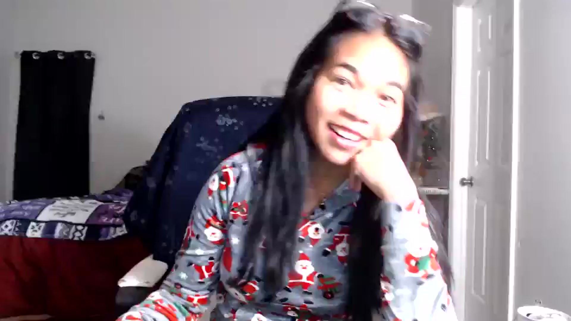 Gallery image thumbnail from Littlekai2025's myfreecams stream on, 12/23/2025, 03:46 image 9 of 20