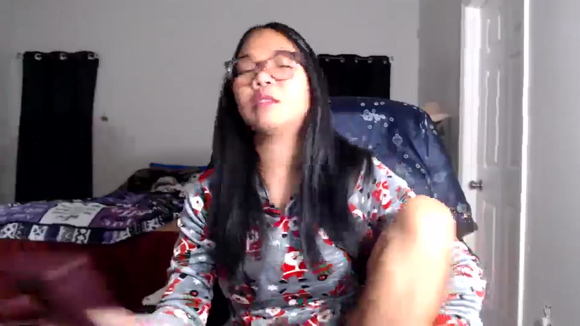 Gallery image thumbnail from Littlekai2025's myfreecams stream on, 12/23/2025, 03:46 image 2 of 20