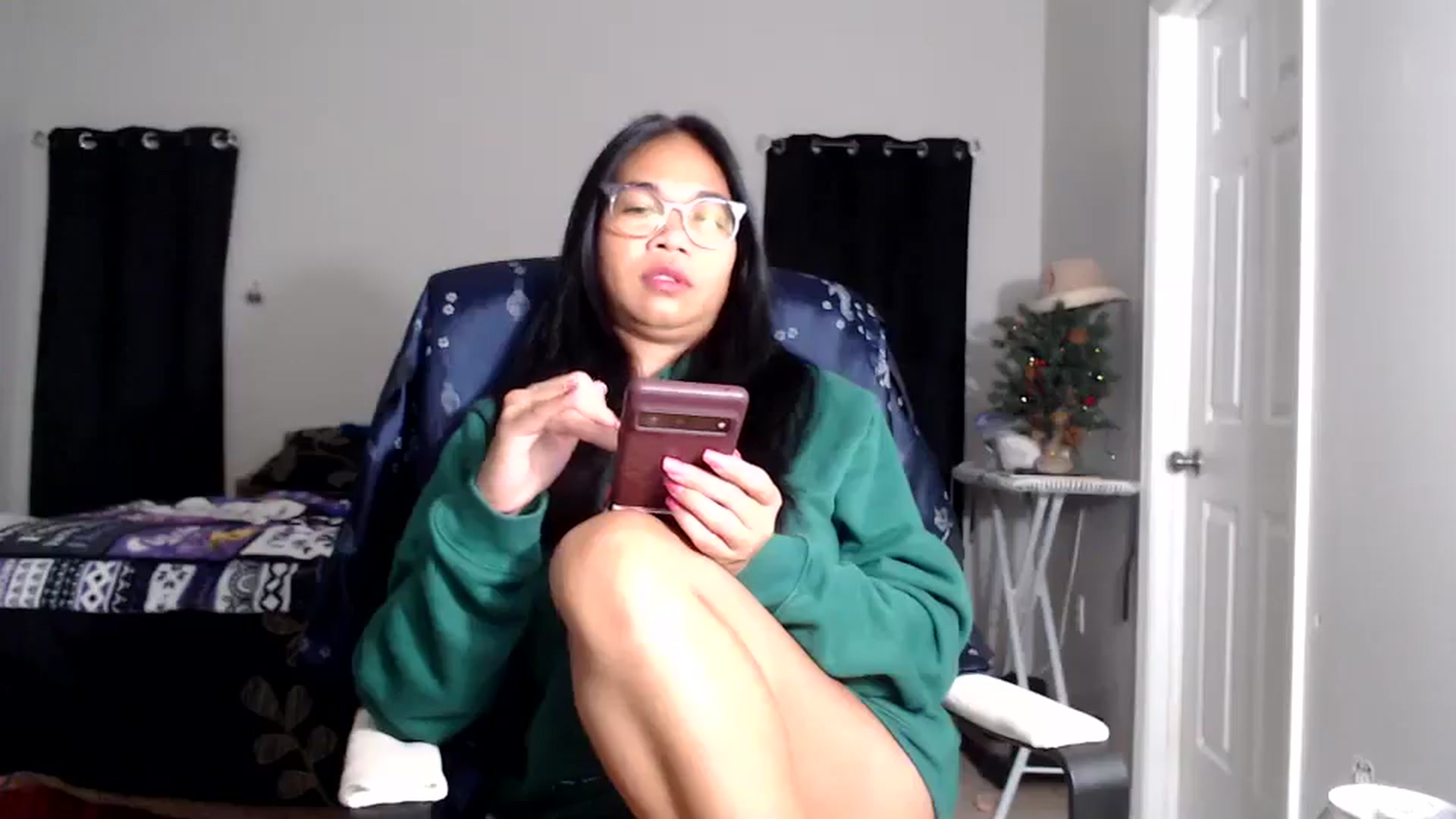 Gallery image thumbnail from Littlekai2025's myfreecams stream on, 12/24/2025, 01:27 image 10 of 20