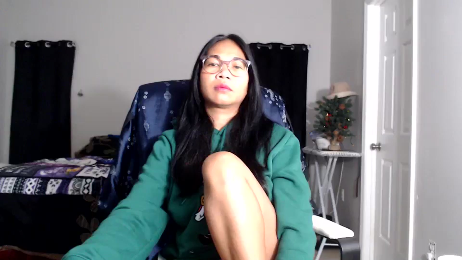 Gallery image thumbnail from Littlekai2025's myfreecams stream on, 12/24/2025, 01:27 image 20 of 20
