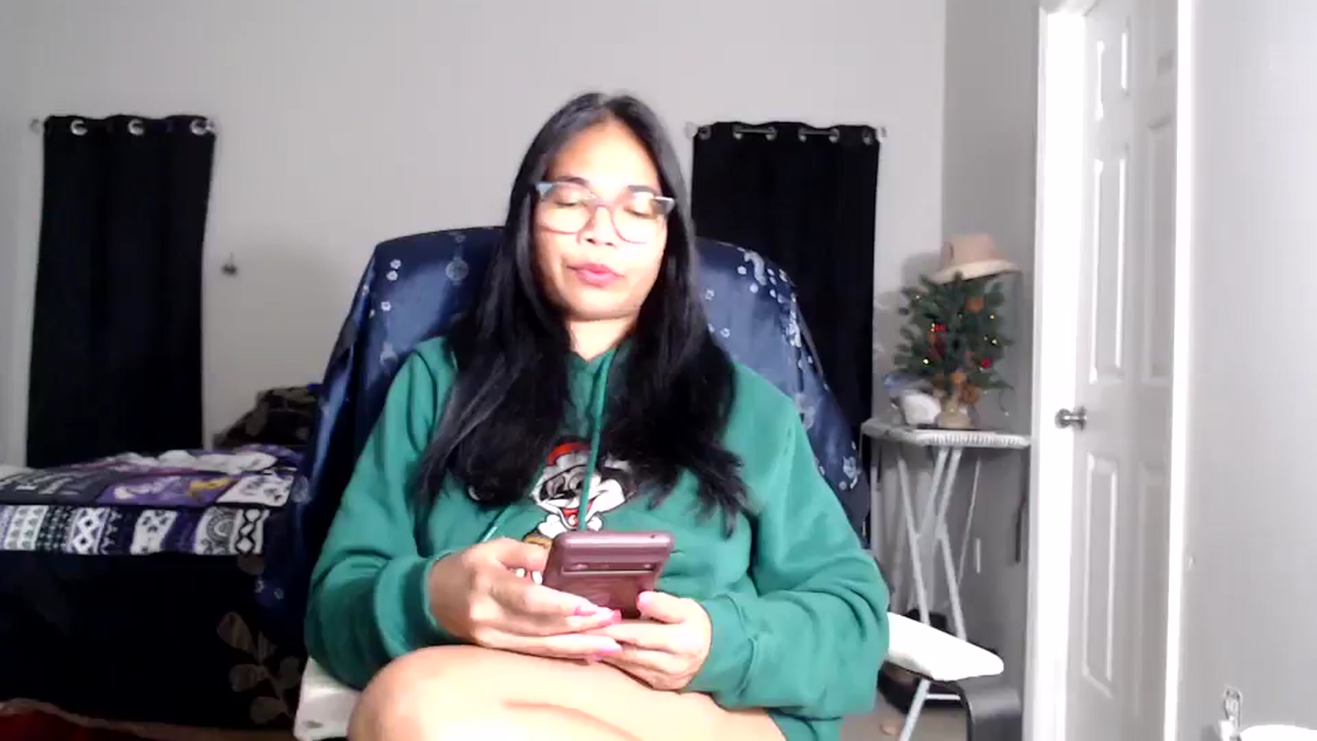 Gallery image thumbnail from Littlekai2025's myfreecams stream on, 12/24/2025, 01:27 image 3 of 20