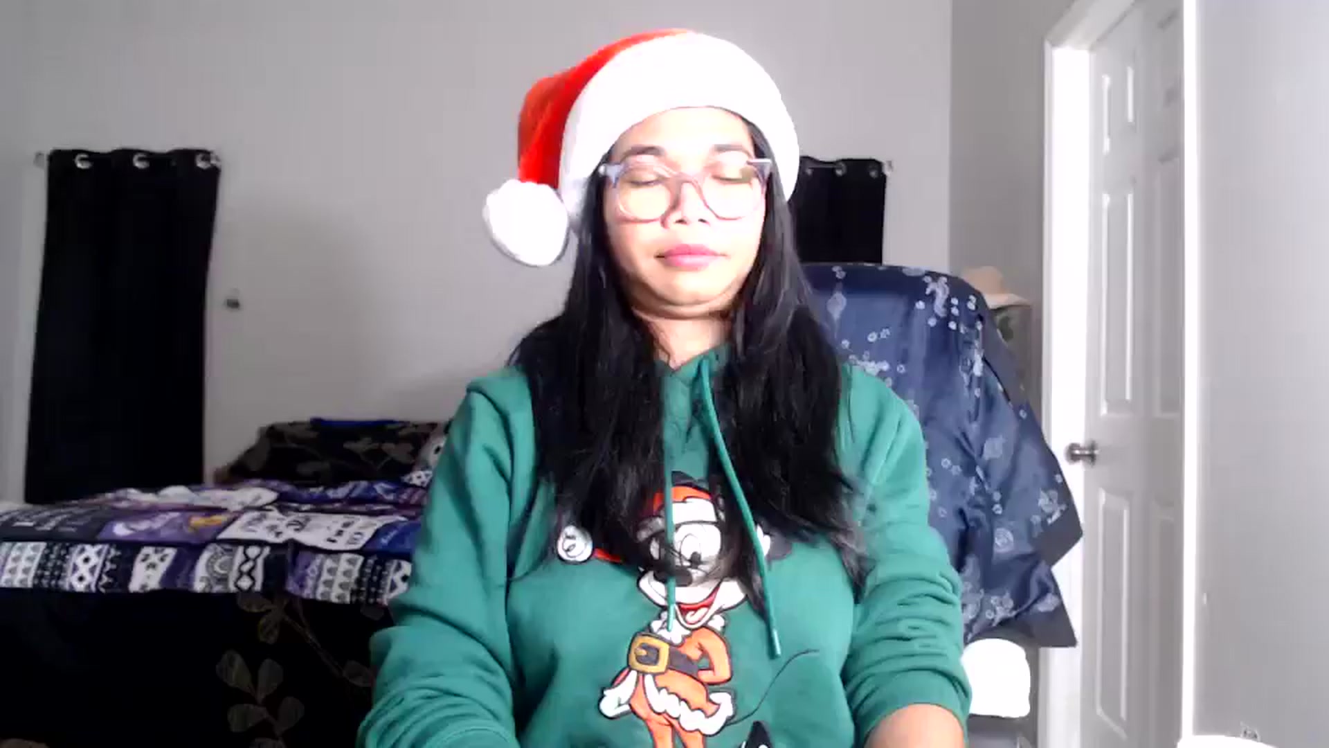 Gallery image thumbnail from Littlekai2025's myfreecams stream on, 12/24/2025, 04:40 image 16 of 20