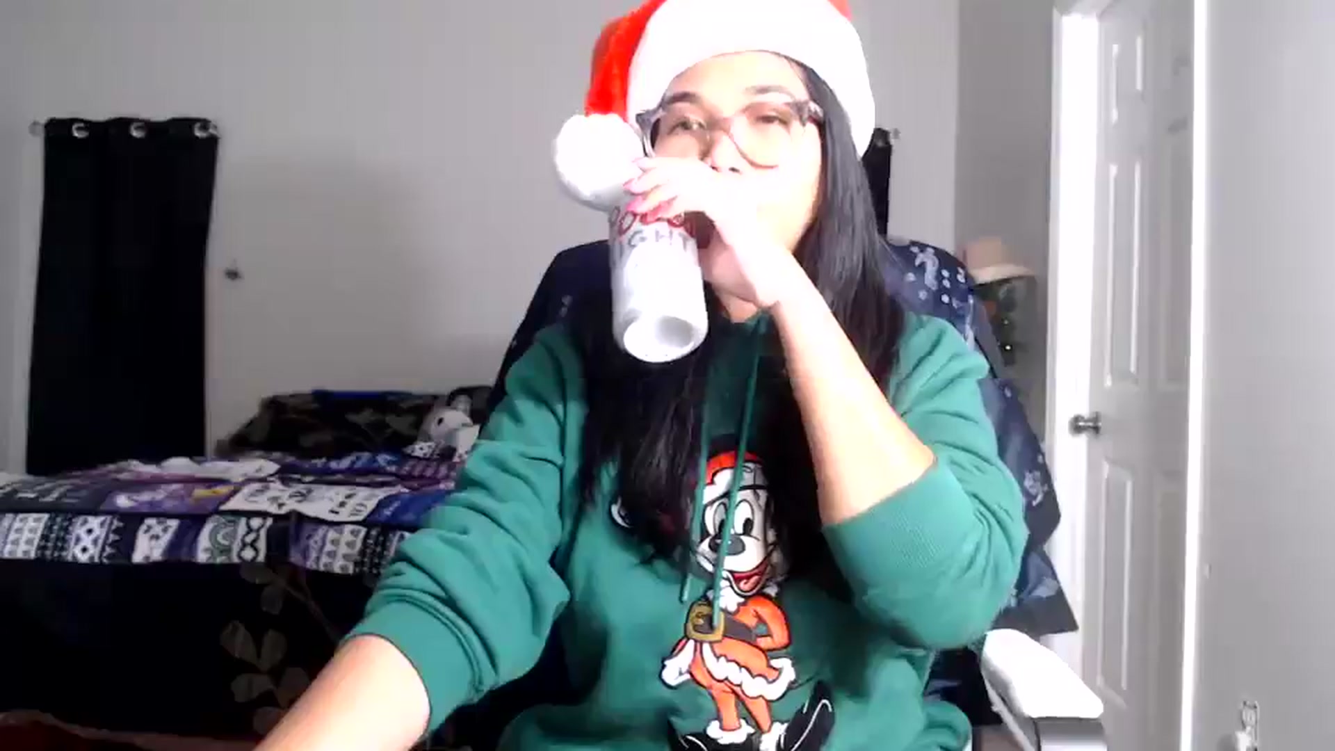 Gallery image thumbnail from Littlekai2025's myfreecams stream on, 12/24/2025, 04:40 image 15 of 20