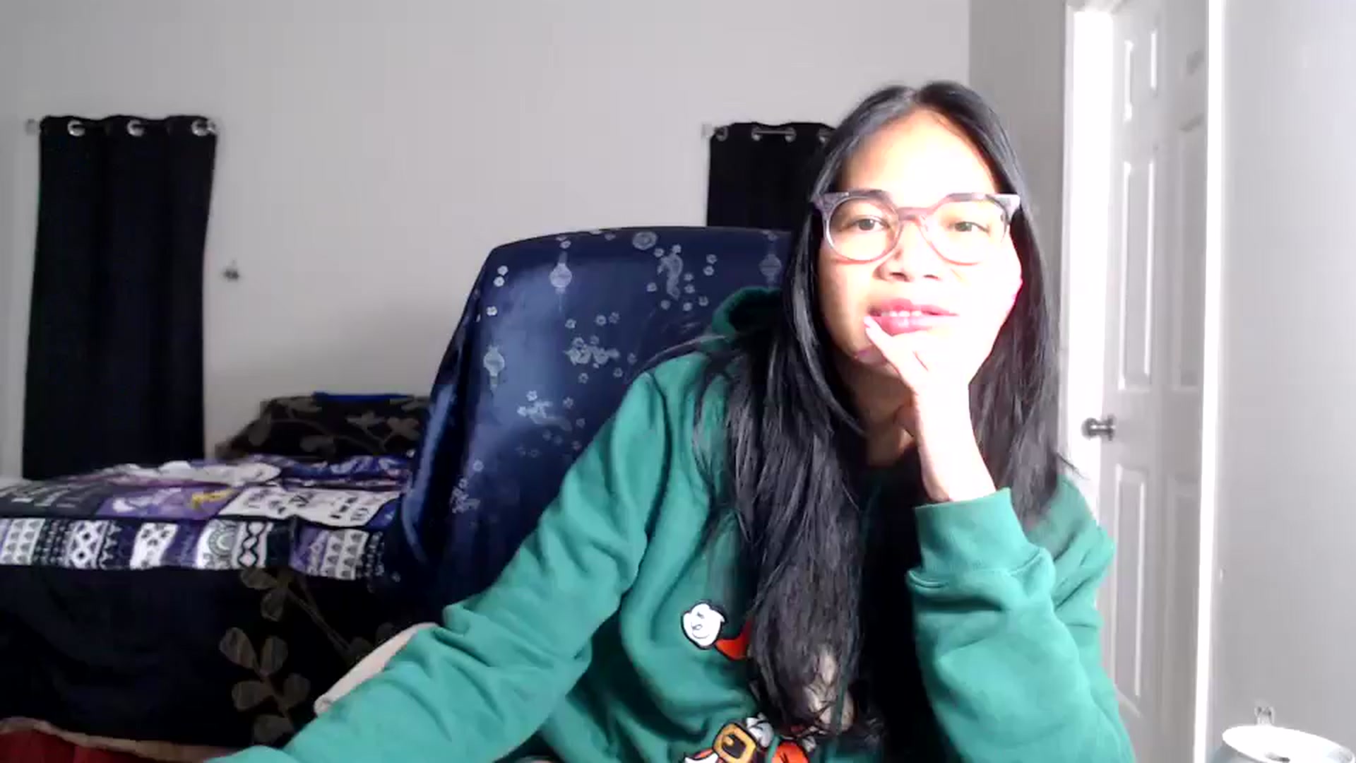Gallery image thumbnail from Littlekai2025's myfreecams stream on, 12/24/2025, 04:40 image 1 of 20
