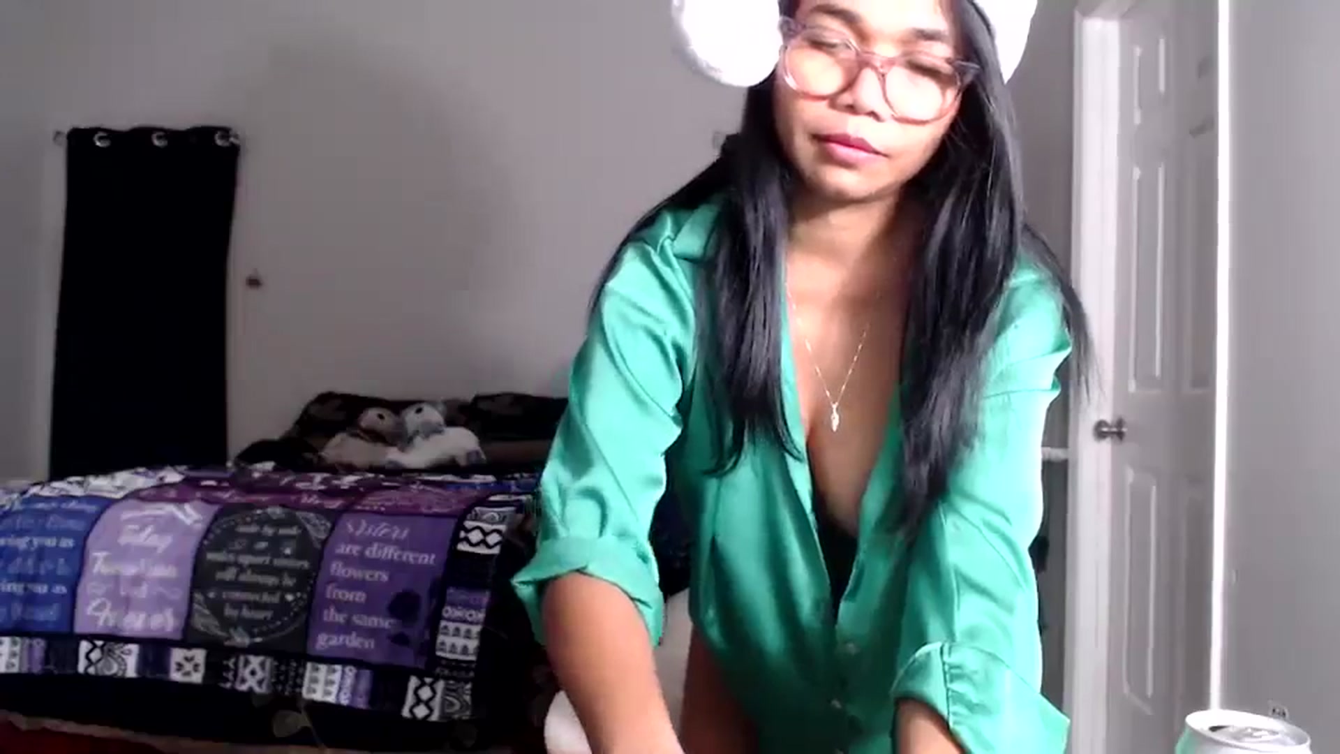 Gallery image thumbnail from Littlekai2025's myfreecams stream on, 12/26/2025, 02:49 image 12 of 20