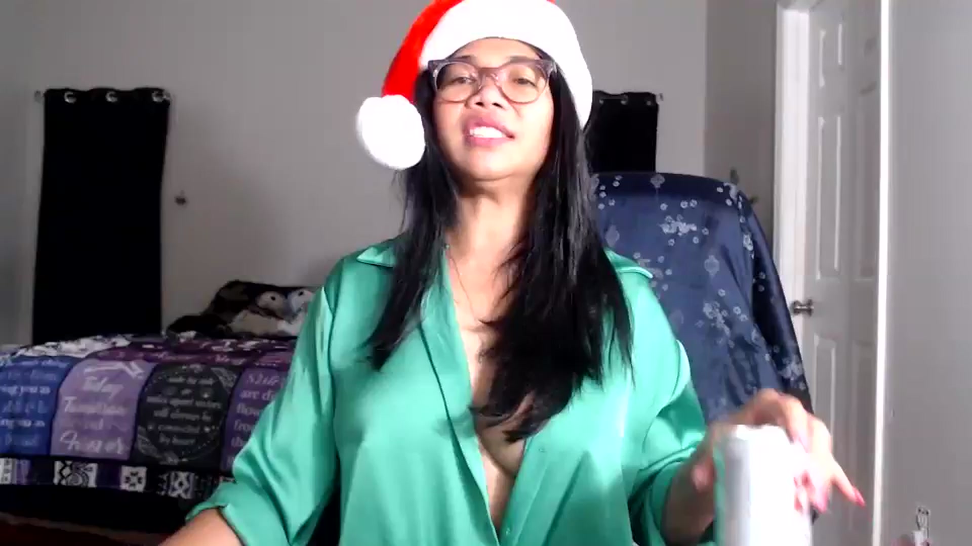 Gallery image thumbnail from Littlekai2025's myfreecams stream on, 12/26/2025, 02:49 image 9 of 20