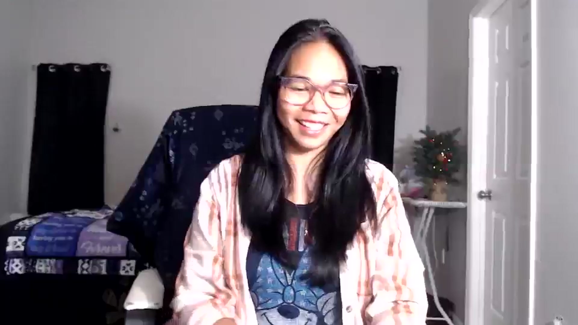 Gallery image thumbnail from Littlekai2025's myfreecams stream on, 12/27/2025, 01:06 image 2 of 20