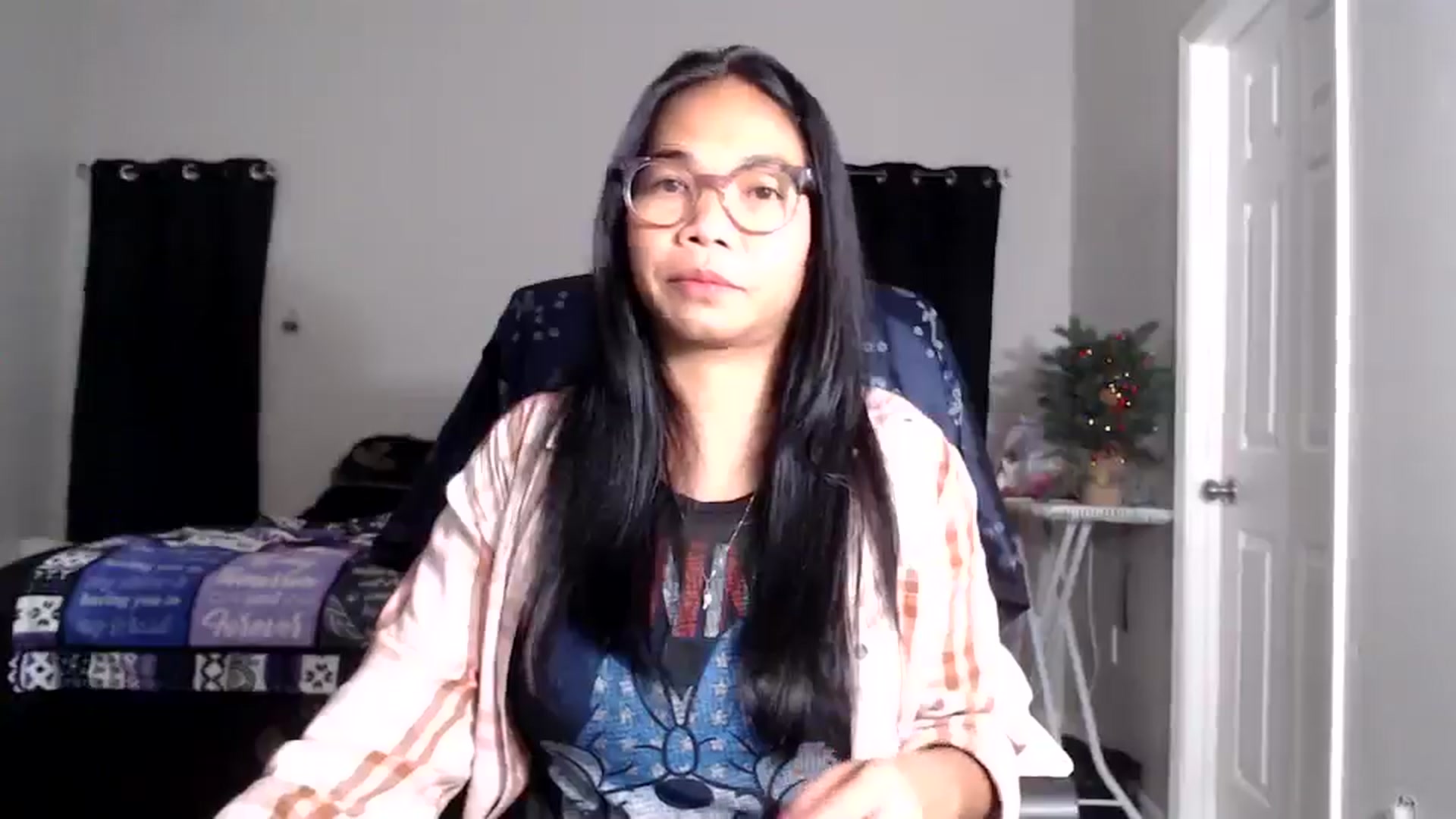 Gallery image thumbnail from Littlekai2025's myfreecams stream on, 12/27/2025, 01:06 image 19 of 20