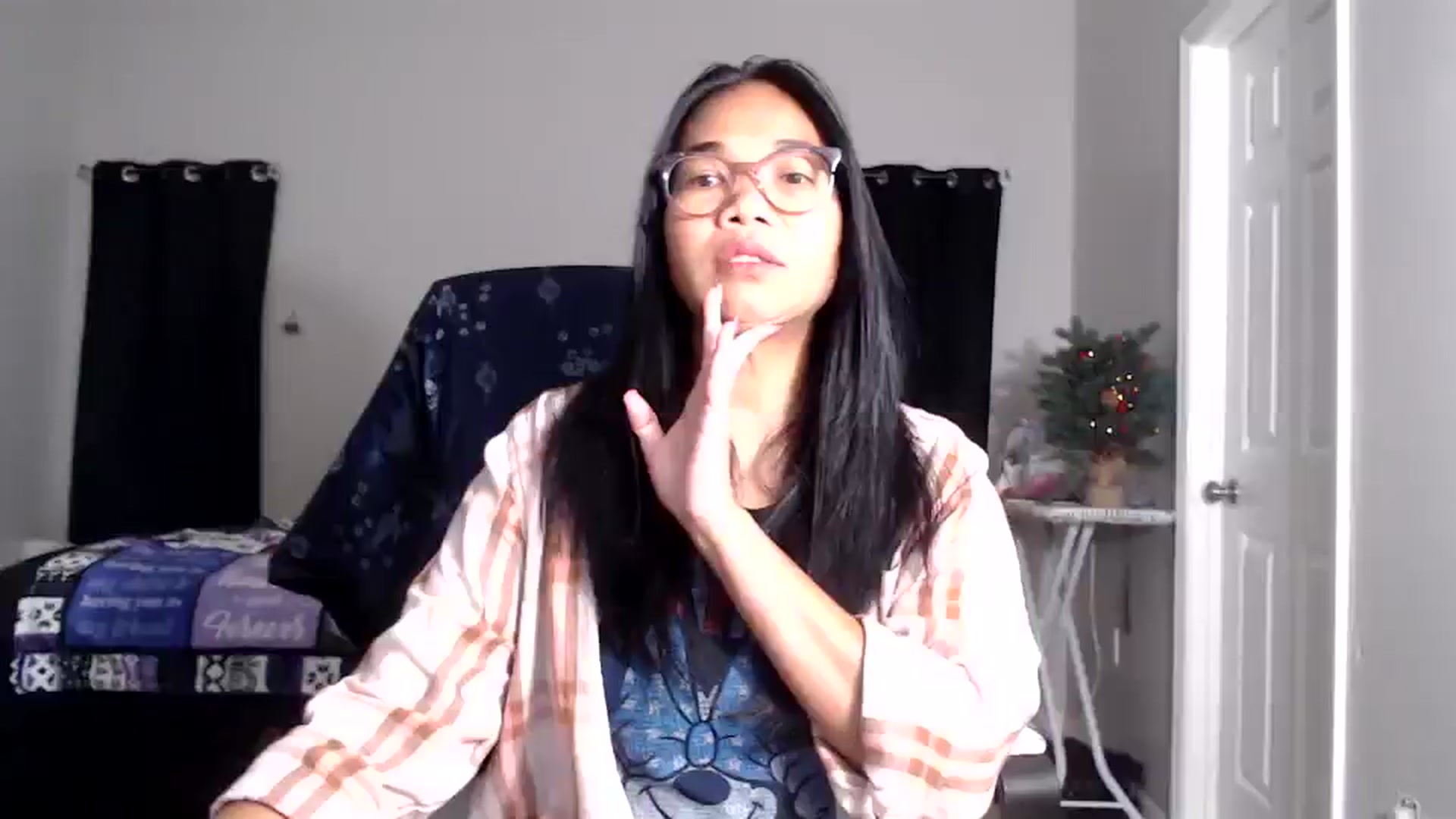 Gallery image thumbnail from Littlekai2025's myfreecams stream on, 12/27/2025, 01:06 image 9 of 20