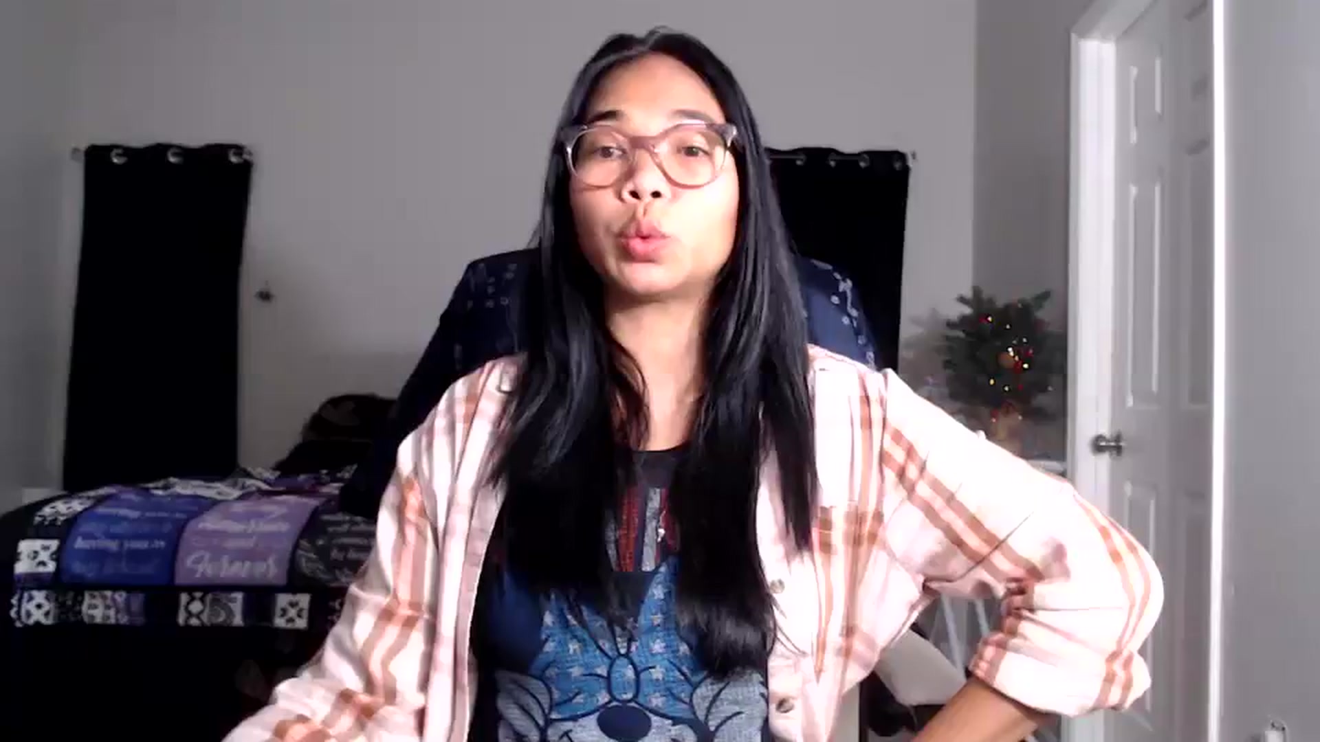 Gallery image thumbnail from Littlekai2025's myfreecams stream on, 12/27/2025, 04:56 image 1 of 20