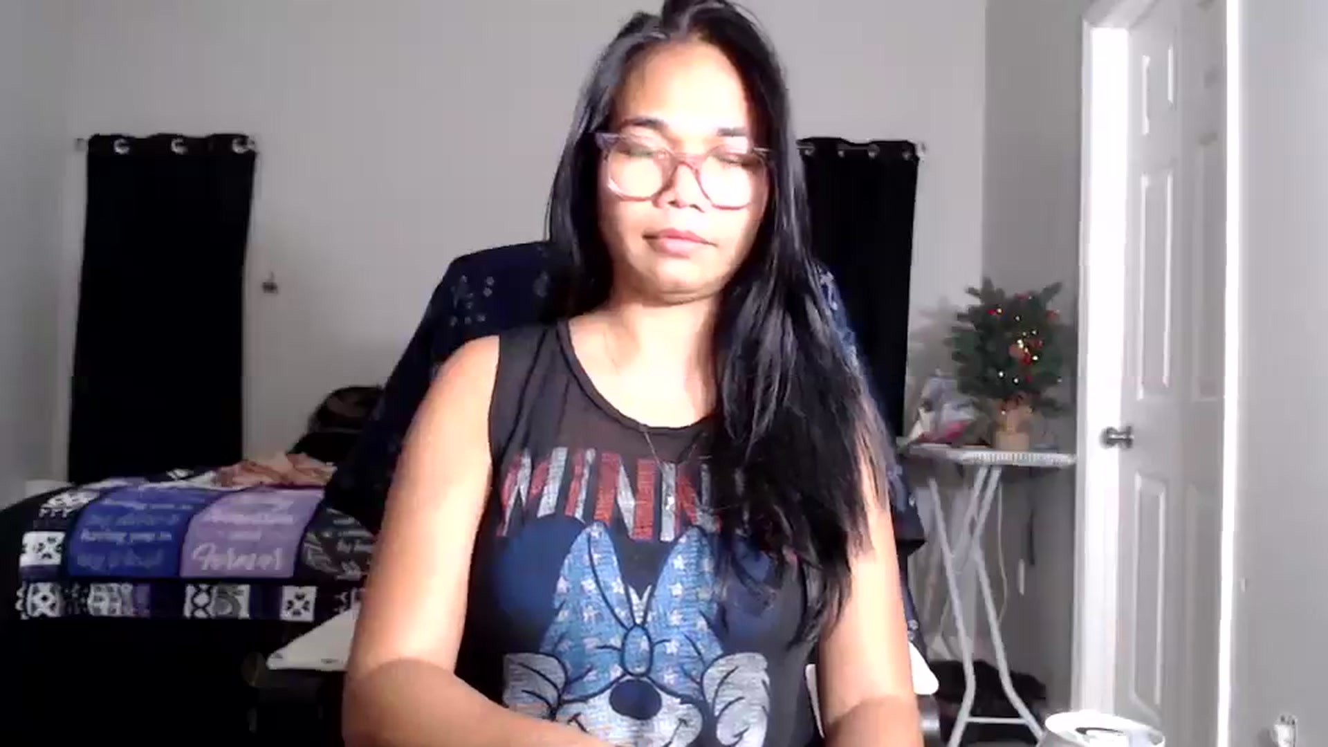Gallery image thumbnail from Littlekai2025's myfreecams stream on, 12/27/2025, 04:56 image 14 of 20