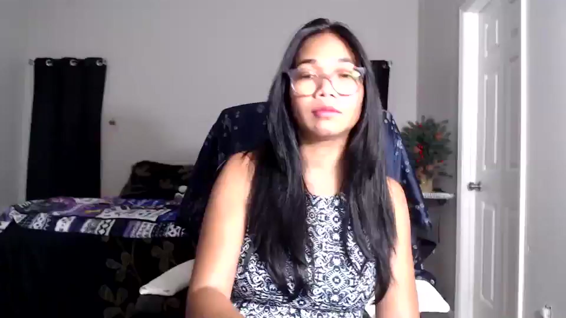 Gallery image thumbnail from Littlekai2025's myfreecams stream on, 12/29/2025, 05:55 image 8 of 20