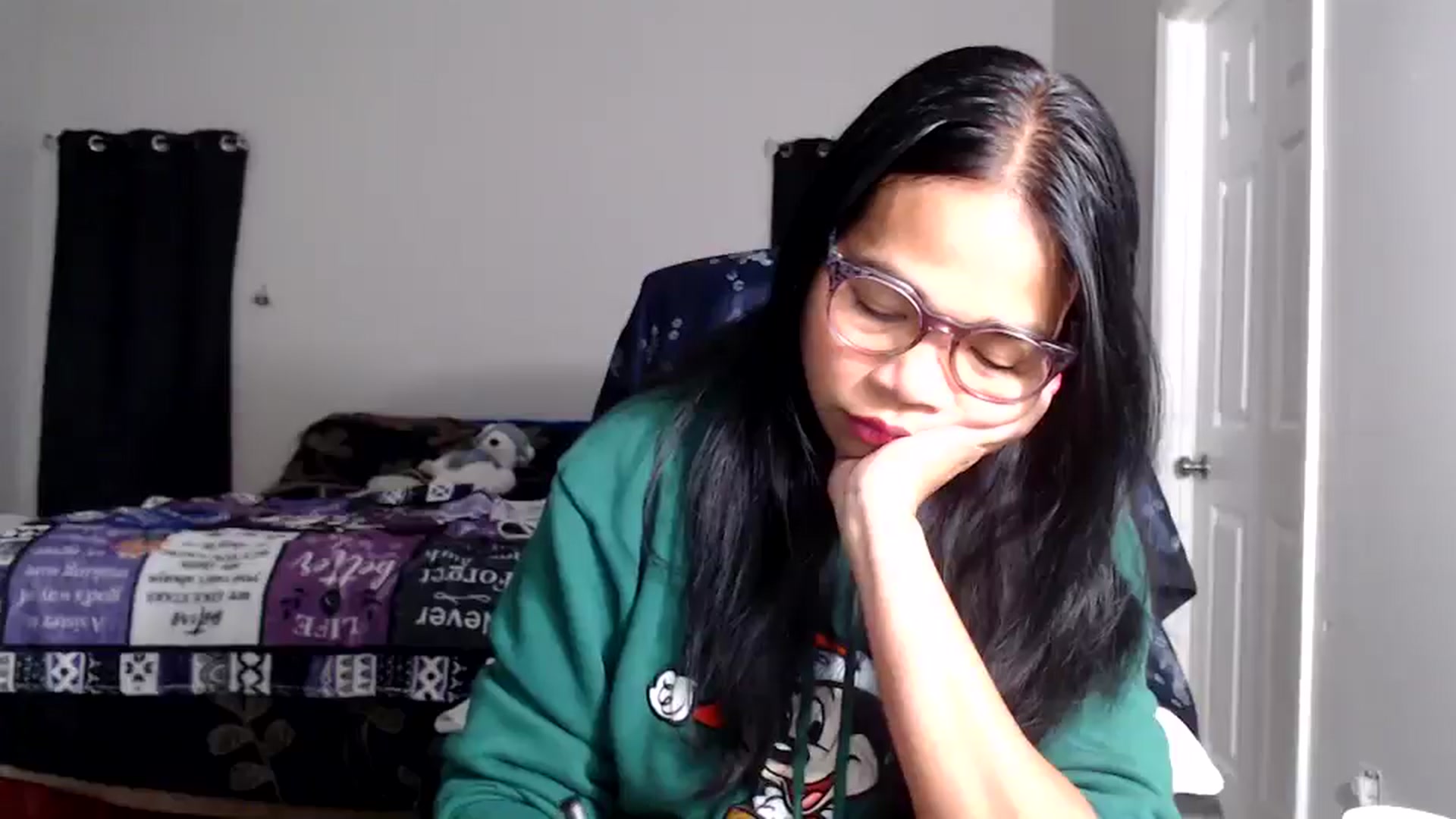 Gallery image thumbnail from Littlekai2025's myfreecams stream on, 12/31/2025, 01:17 image 20 of 20