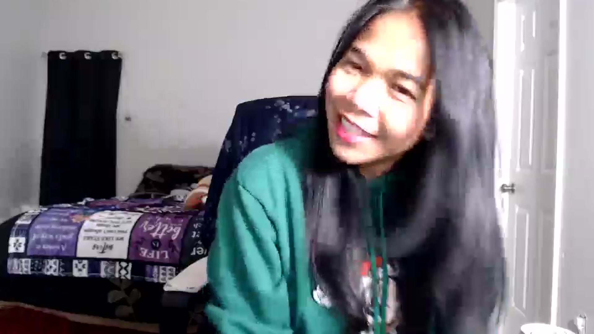 Gallery image thumbnail from Littlekai2025's myfreecams stream on, 12/31/2025, 04:38 image 13 of 20