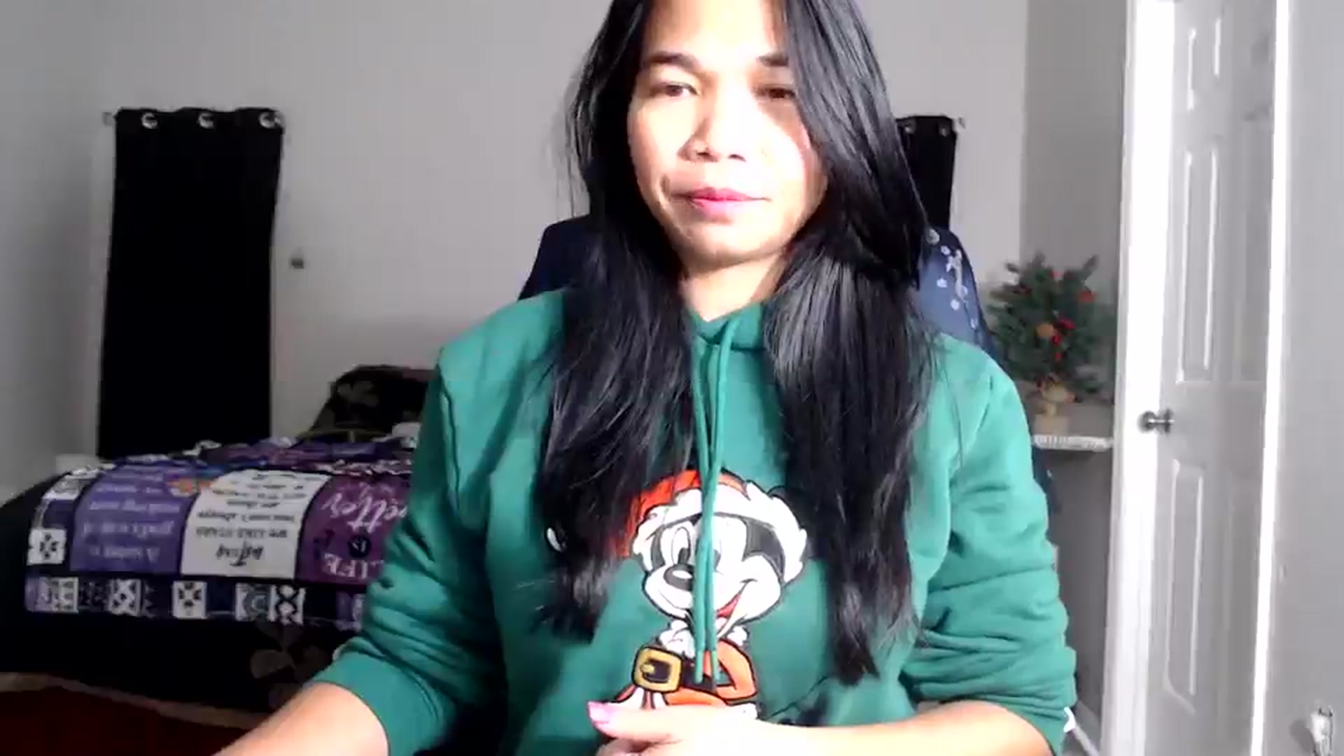 Gallery image thumbnail from Littlekai2025's myfreecams stream on, 12/31/2025, 04:38 image 11 of 20
