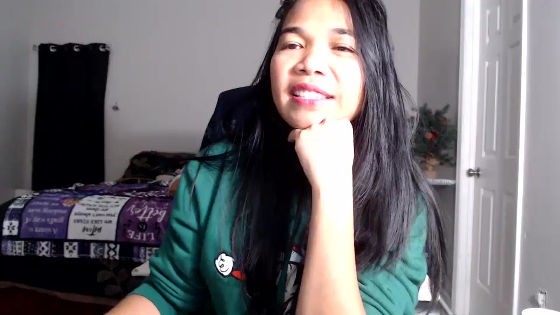 Gallery image thumbnail from Littlekai2025's myfreecams stream on, 12/31/2025, 04:38 image 10 of 20