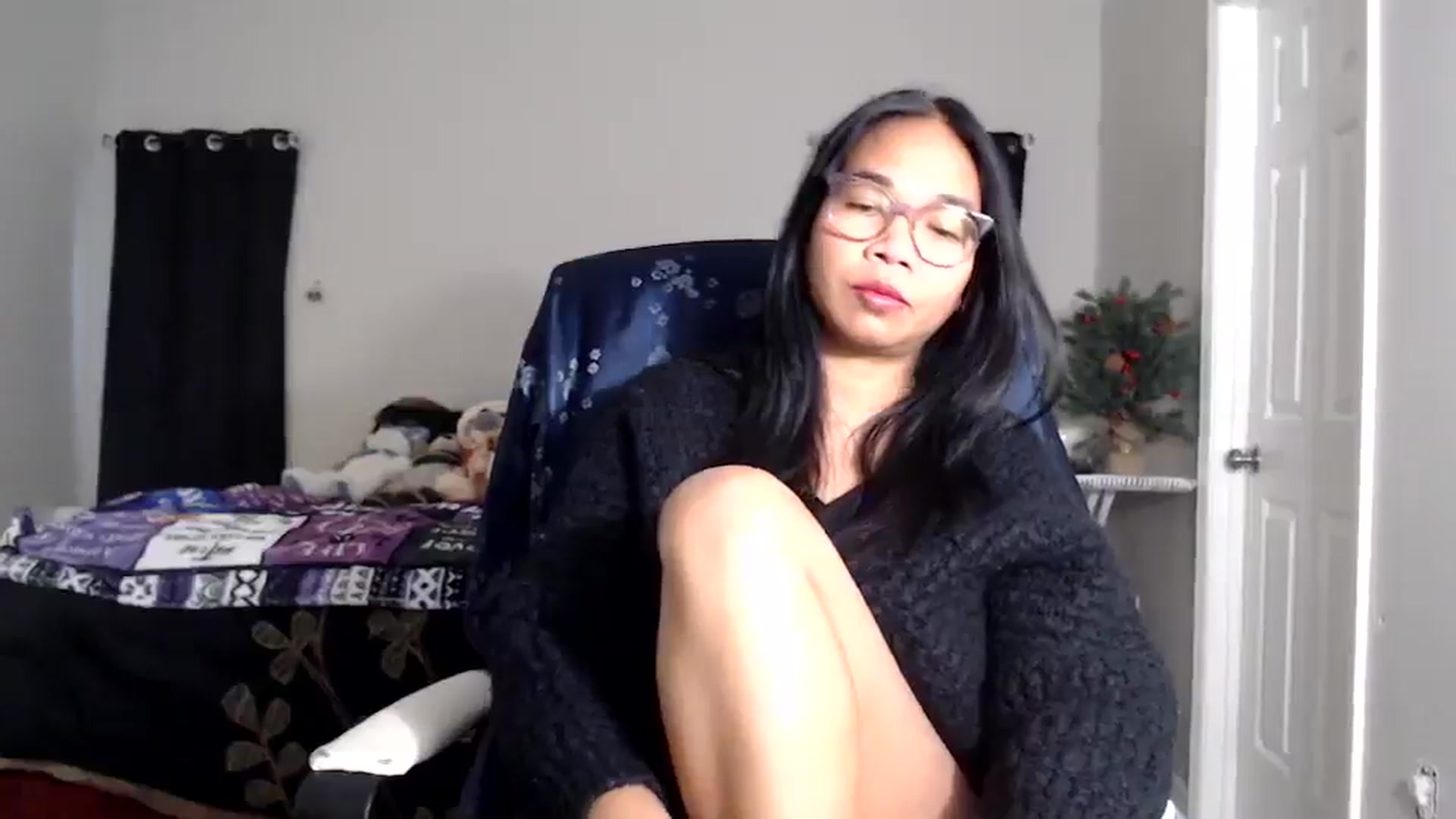 Gallery image thumbnail from Littlekai2025's myfreecams stream on, 01/01/2026, 21:19 image 4 of 20