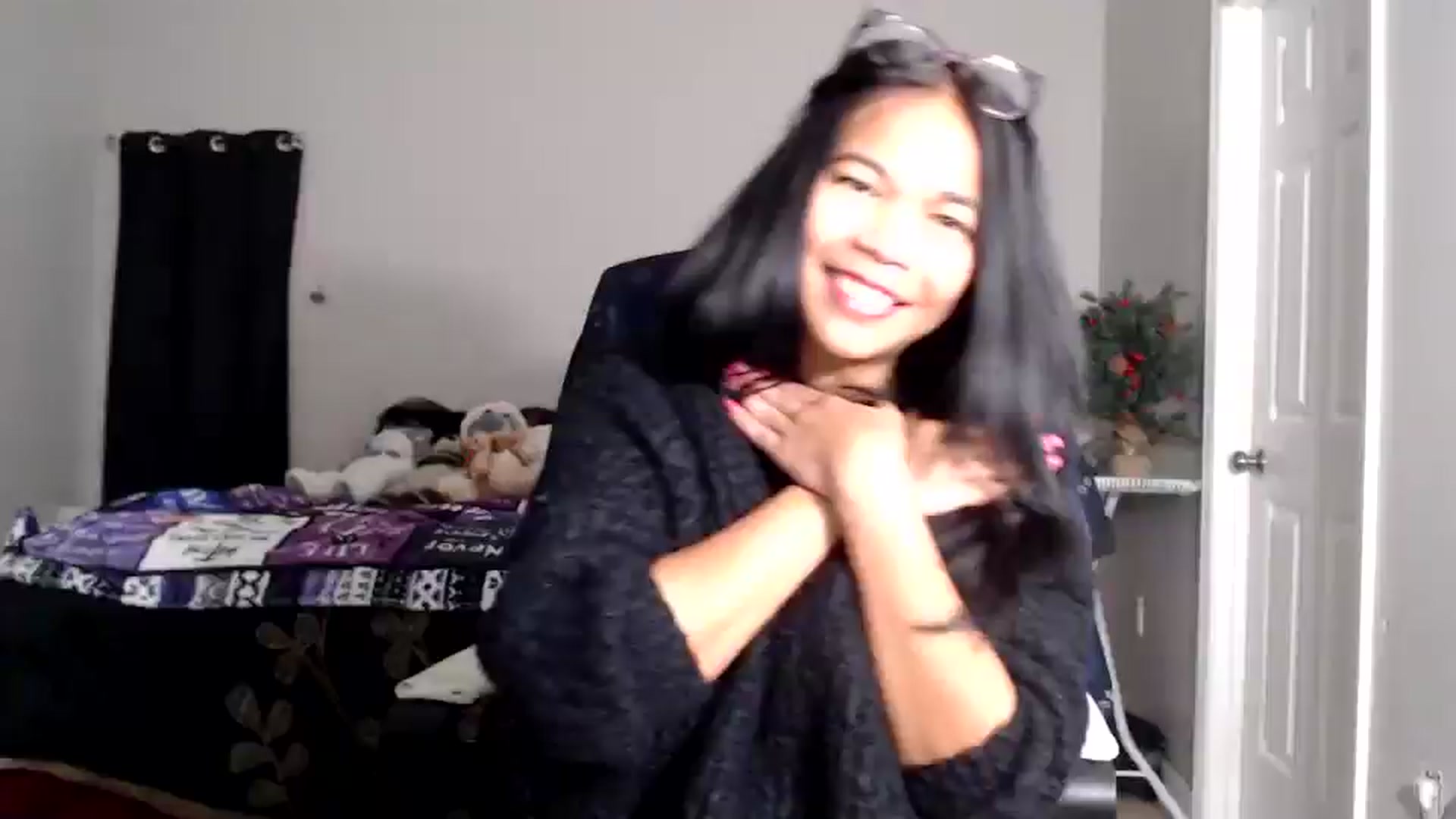 Gallery image thumbnail from Littlekai2025's myfreecams stream on, 01/02/2026, 01:19 image 18 of 20