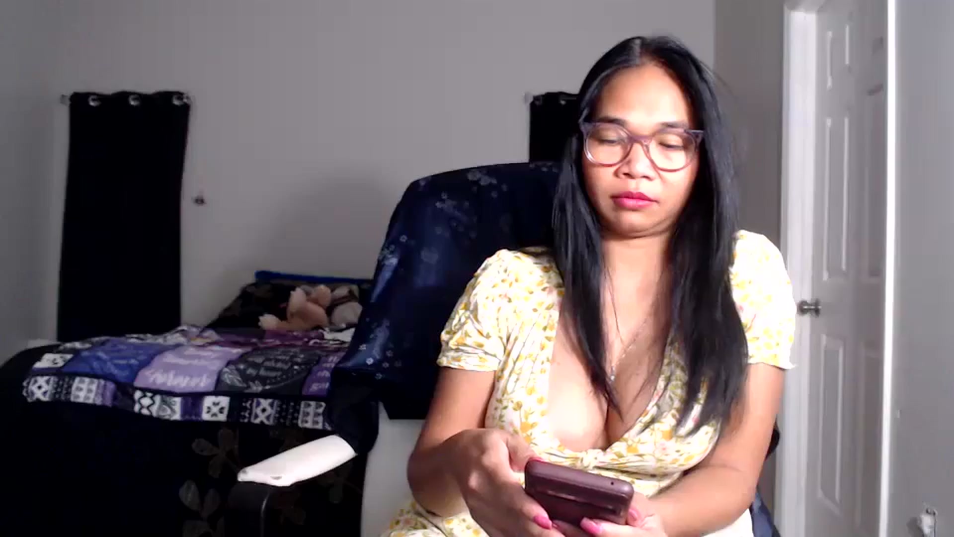 Gallery image thumbnail from Littlekai2025's myfreecams stream on, 01/03/2026, 24:00 image 8 of 20