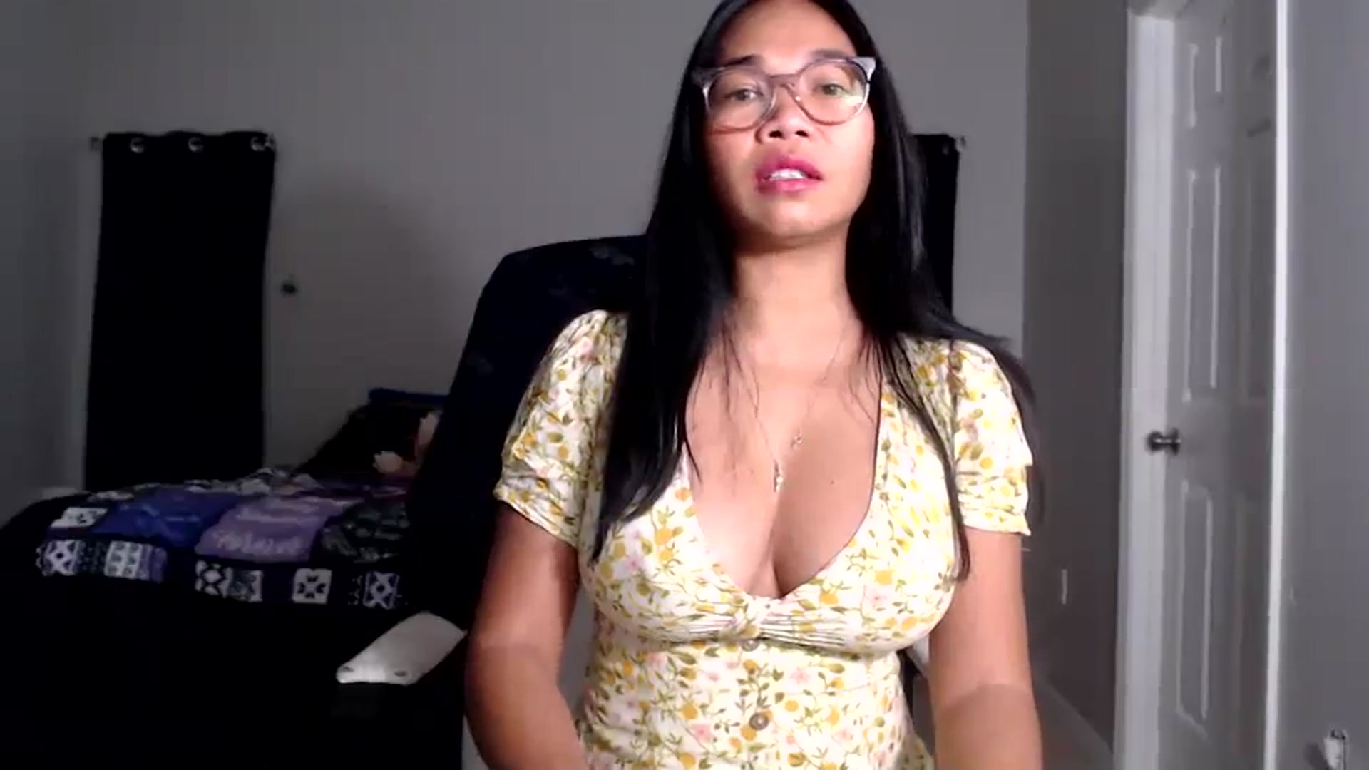 Gallery image thumbnail from Littlekai2025's myfreecams stream on, 01/03/2026, 24:00 image 17 of 20