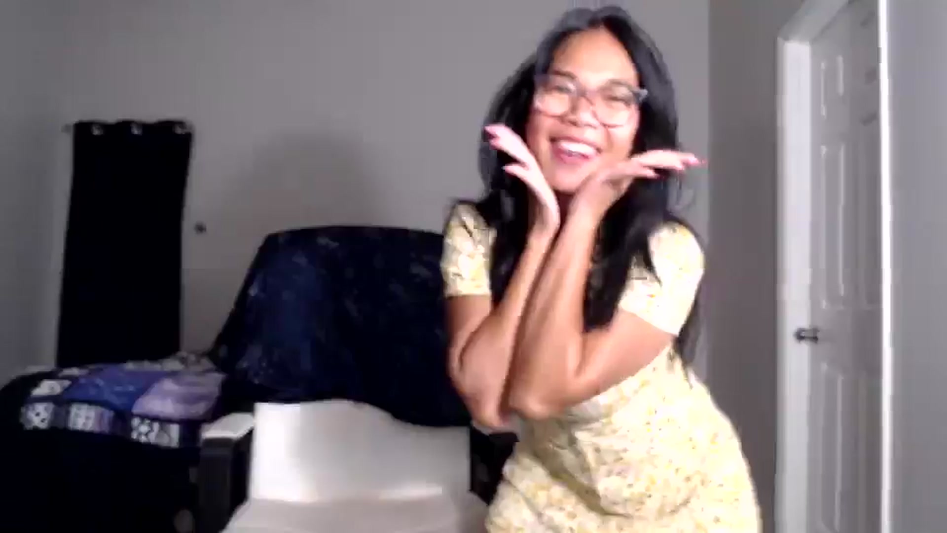 Gallery image thumbnail from Littlekai2025's myfreecams stream on, 01/03/2026, 02:34 image 19 of 20