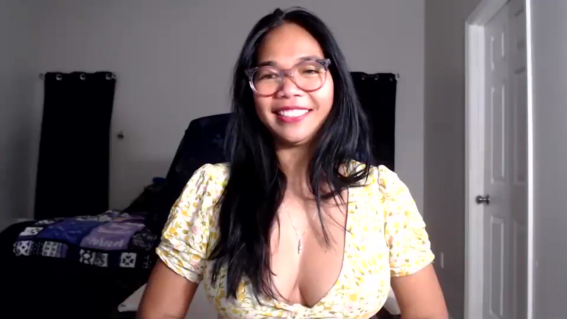 Gallery image thumbnail from Littlekai2025's myfreecams stream on, 01/03/2026, 02:34 image 18 of 20