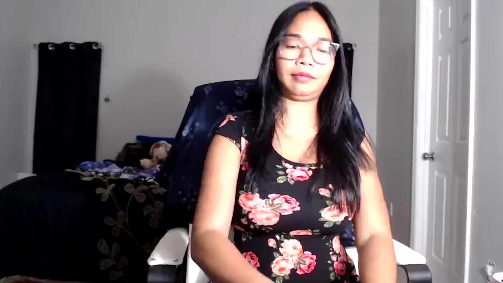 Gallery image thumbnail from Littlekai2025's myfreecams stream on, 01/04/2026, 03:44 image 9 of 20