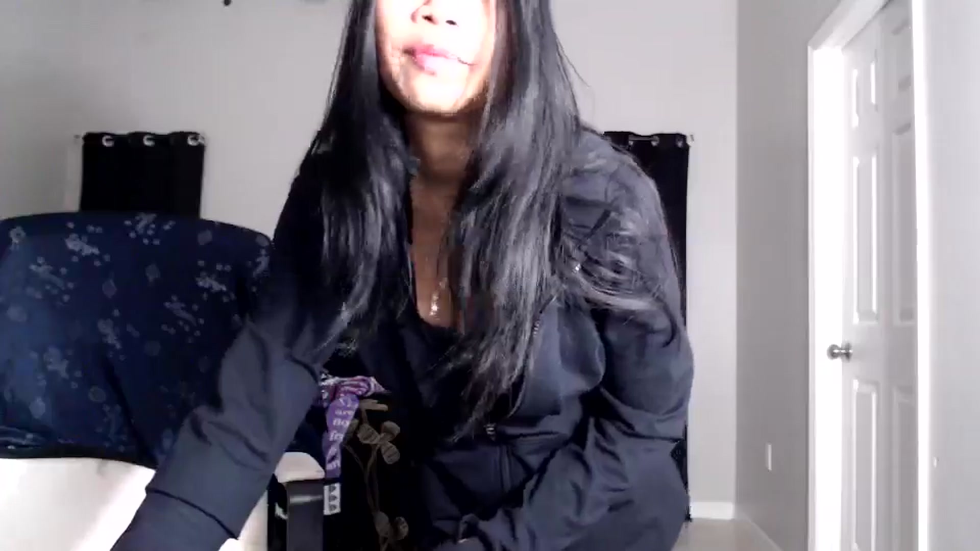 Gallery image thumbnail from Littlekai2025's myfreecams stream on, 01/05/2026, 05:38 image 19 of 20