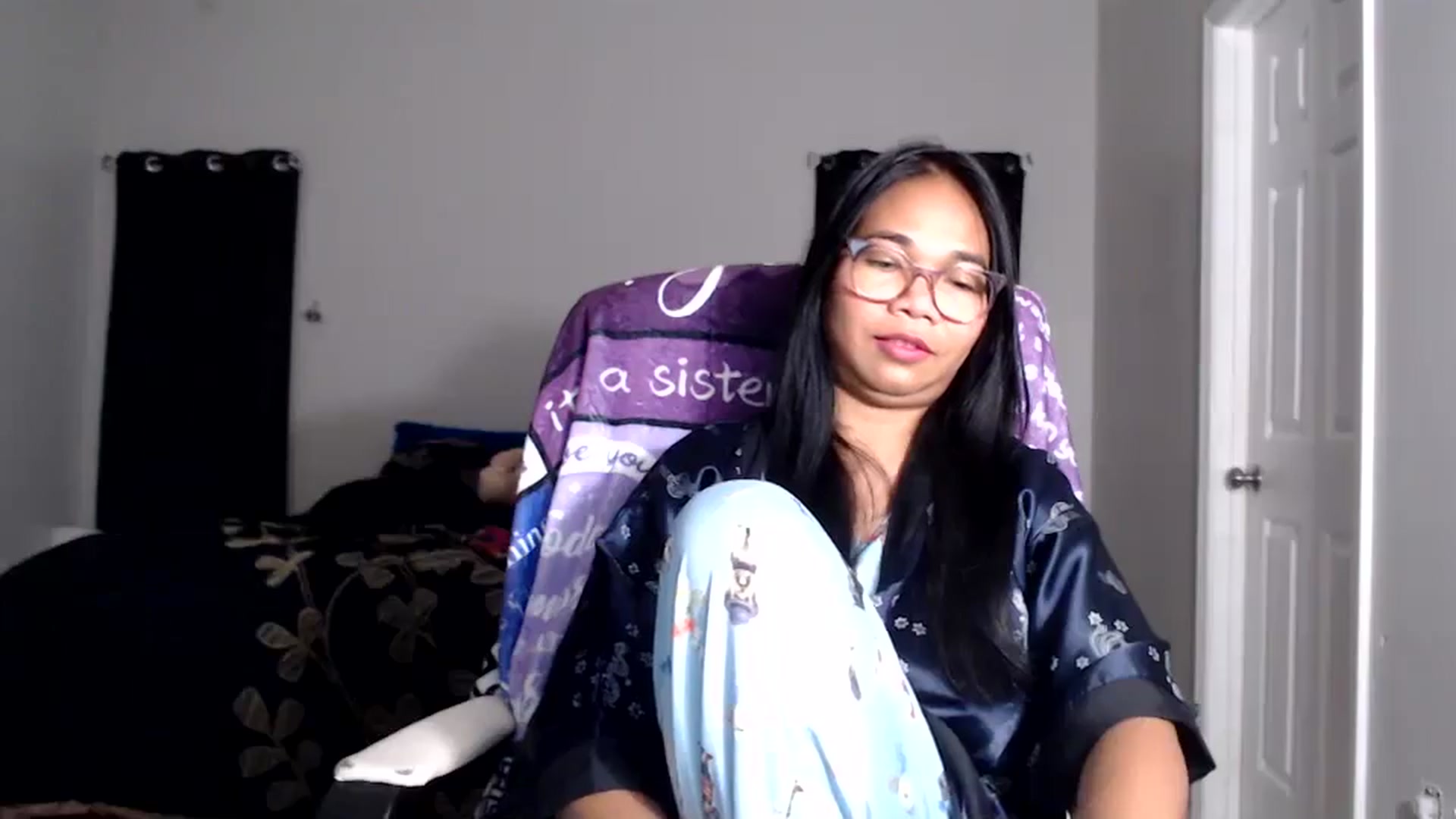 Gallery image thumbnail from Littlekai2025's myfreecams stream on, 01/06/2026, 04:16 image 13 of 20