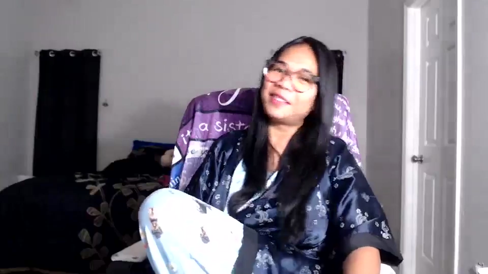 Gallery image thumbnail from Littlekai2025's myfreecams stream on, 01/06/2026, 04:16 image 11 of 20