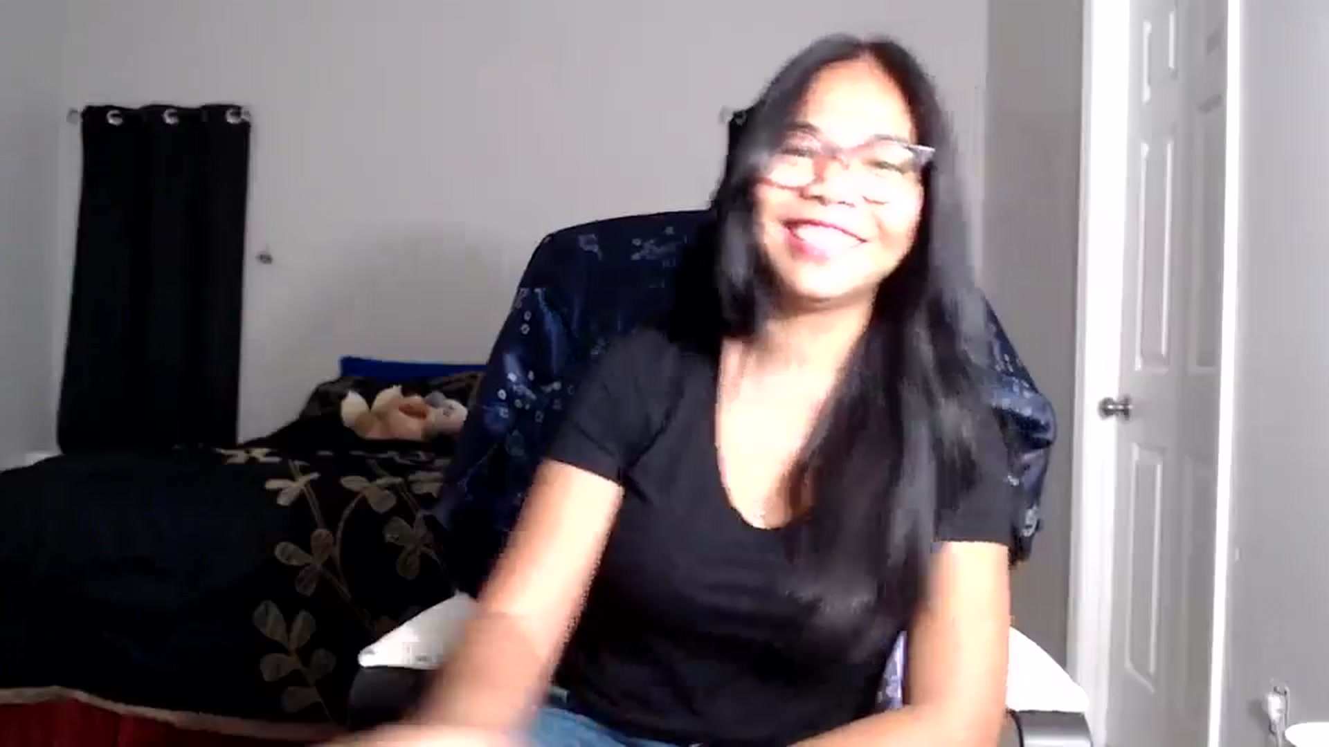 Gallery image thumbnail from Littlekai2025's myfreecams stream on, 01/07/2026, 01:08 image 16 of 20