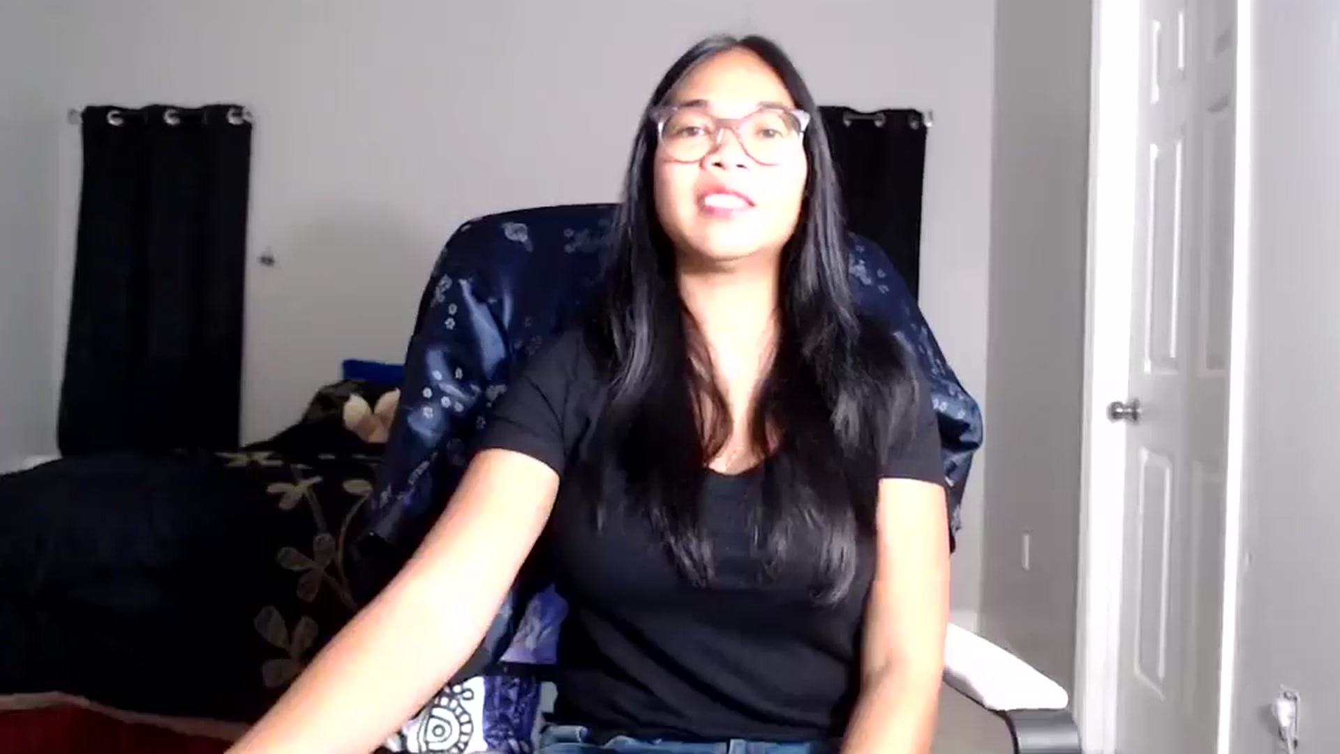 Gallery image thumbnail from Littlekai2025's myfreecams stream on, 01/07/2026, 01:08 image 6 of 20