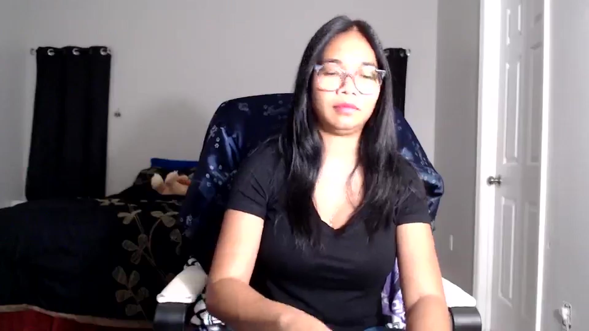 Gallery image thumbnail from Littlekai2025's myfreecams stream on, 01/07/2026, 01:44 image 3 of 20