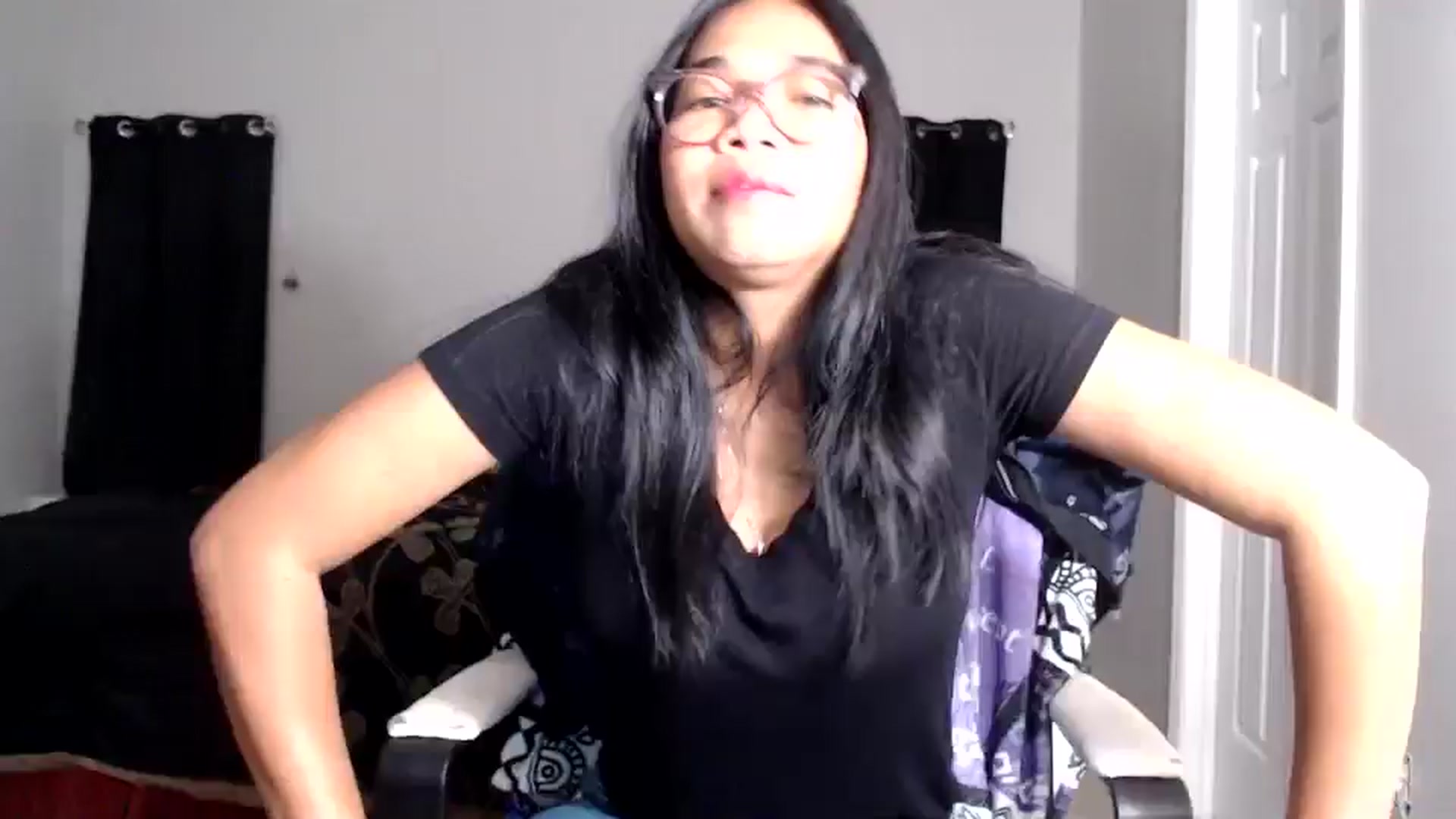 Gallery image thumbnail from Littlekai2025's myfreecams stream on, 01/07/2026, 01:44 image 2 of 20